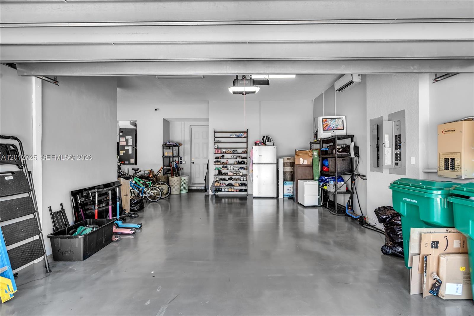 6803 NW 116th Ave, Parkland FL 33076