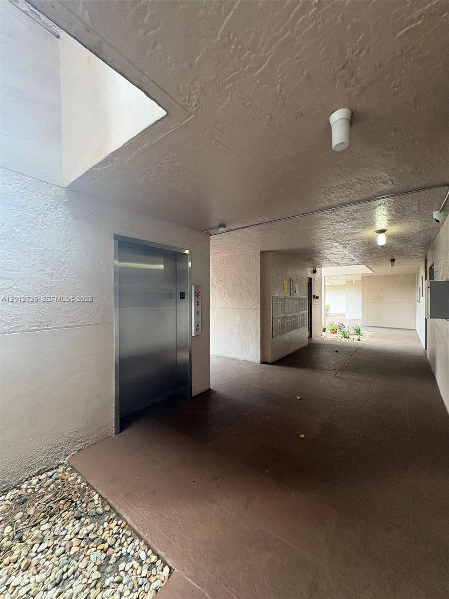 9531 Seagrape Dr #106, Davie FL 33324