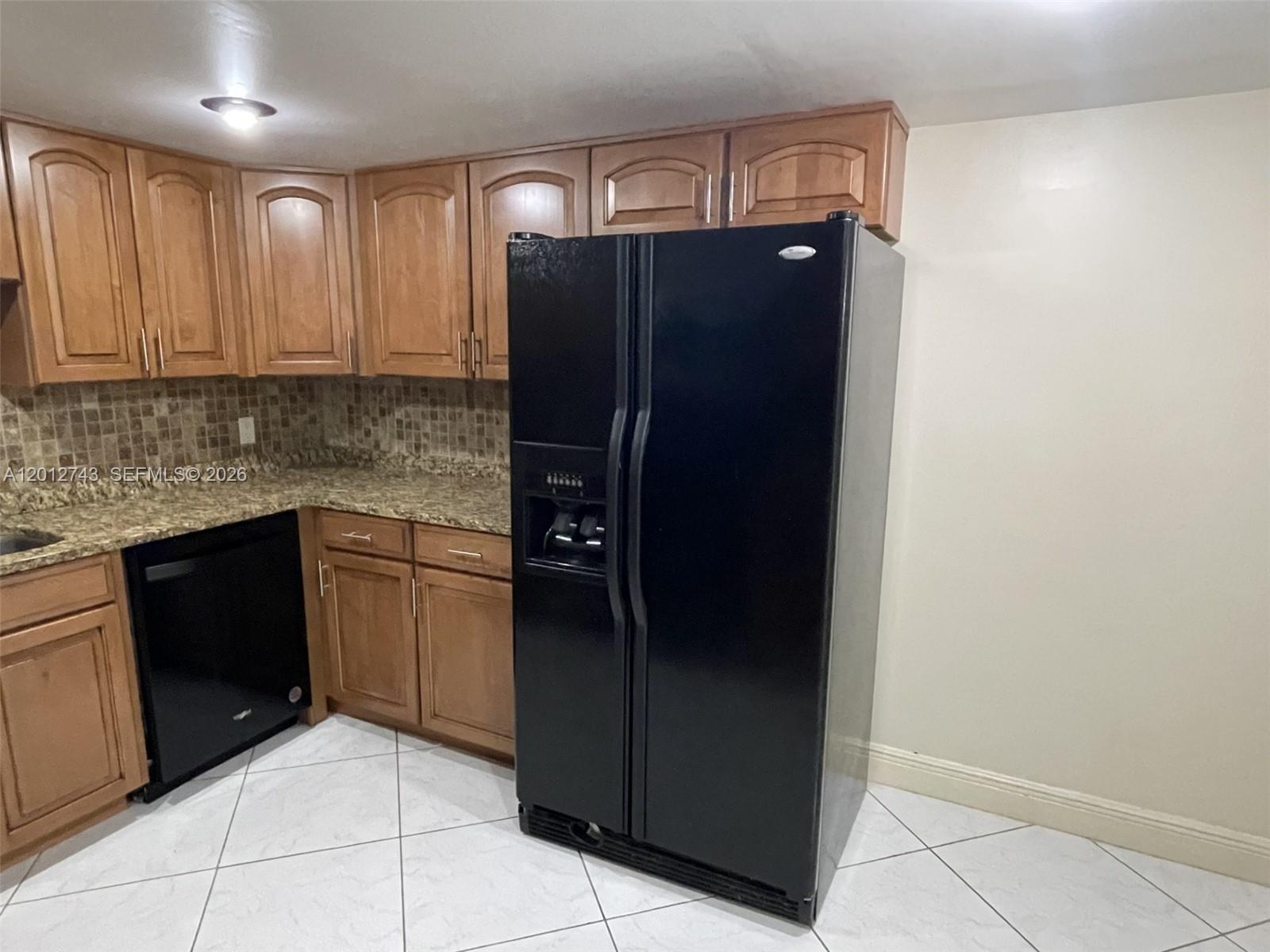 491 Racquet Club Rd #303, Weston FL 33326