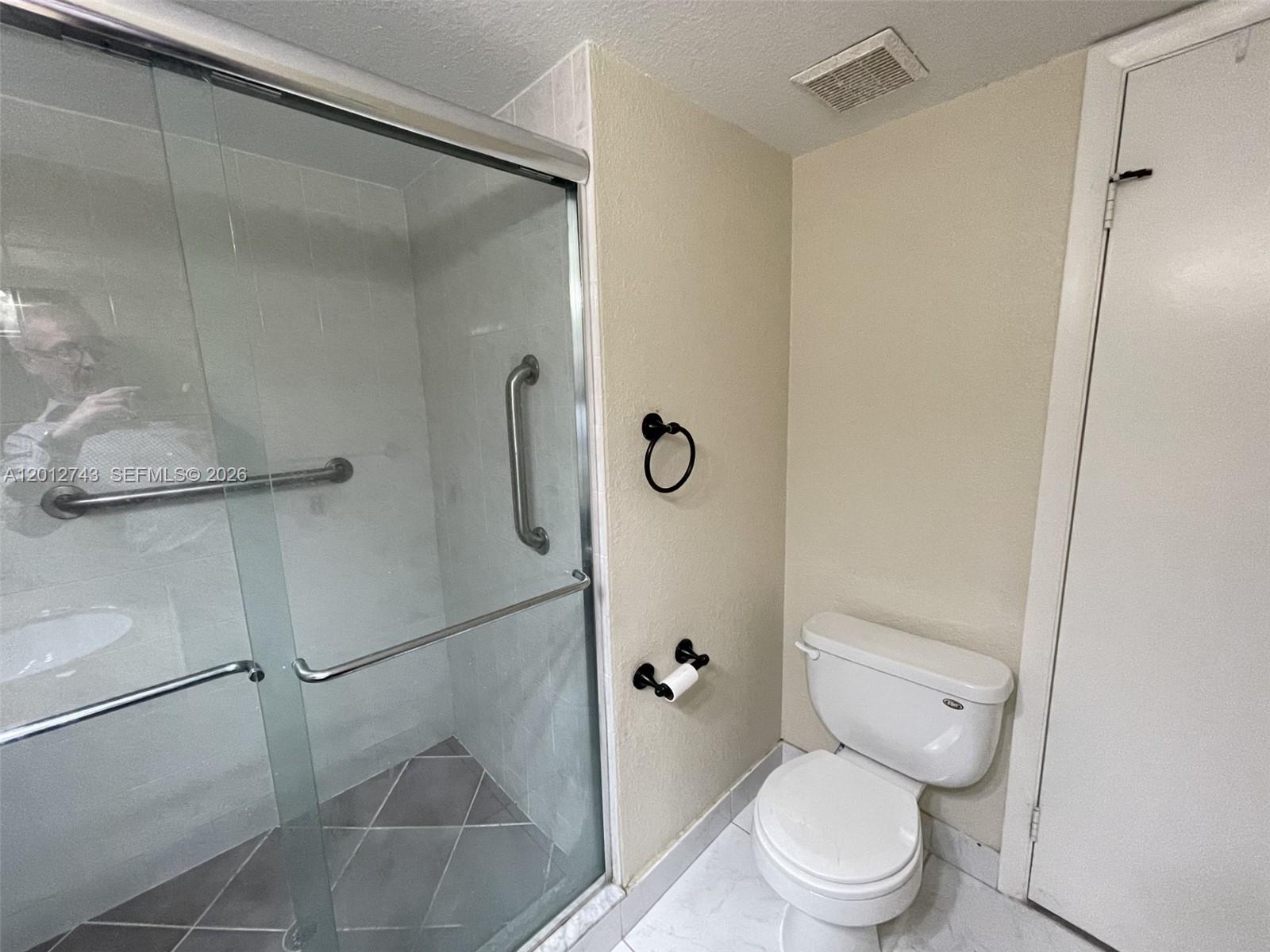 491 Racquet Club Rd #303, Weston FL 33326