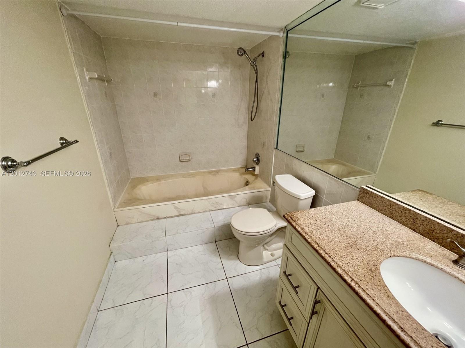 491 Racquet Club Rd #303, Weston FL 33326