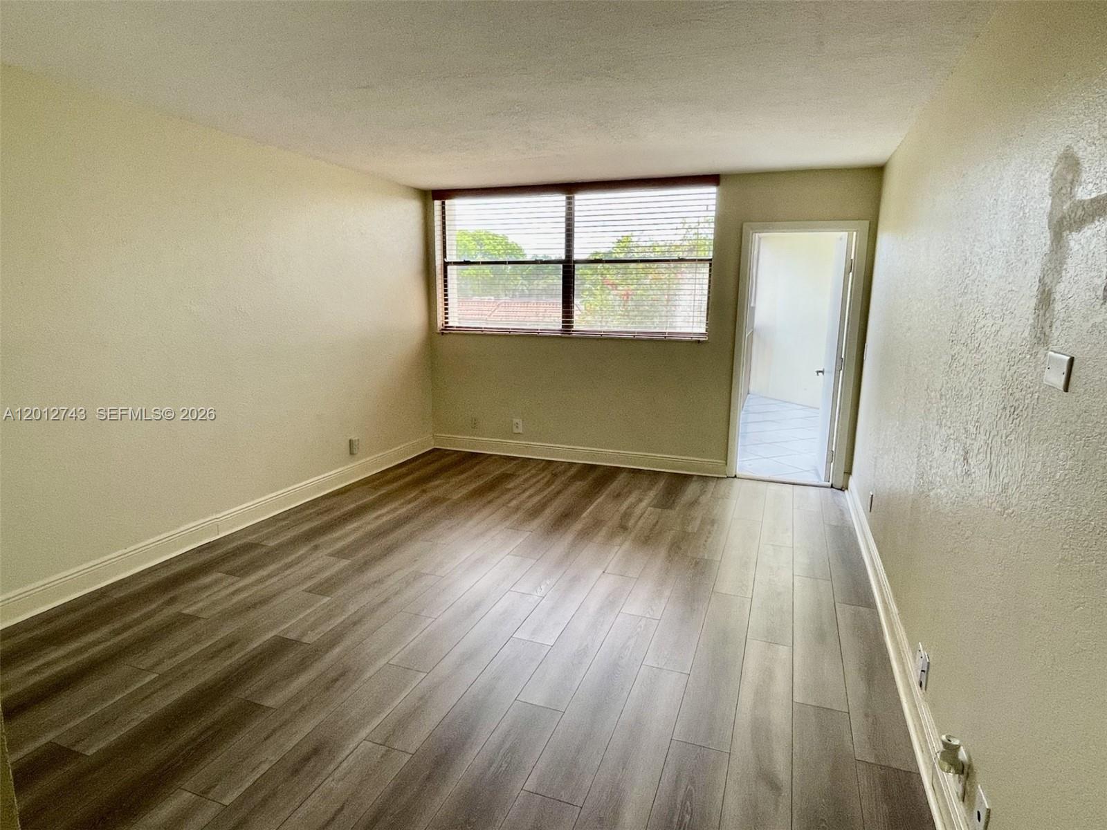 491 Racquet Club Rd #303, Weston FL 33326