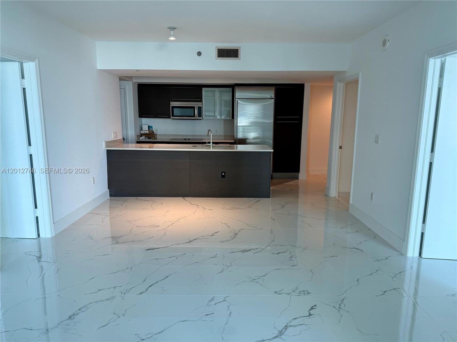 55 SE 6th St #1603, Miami FL 33131