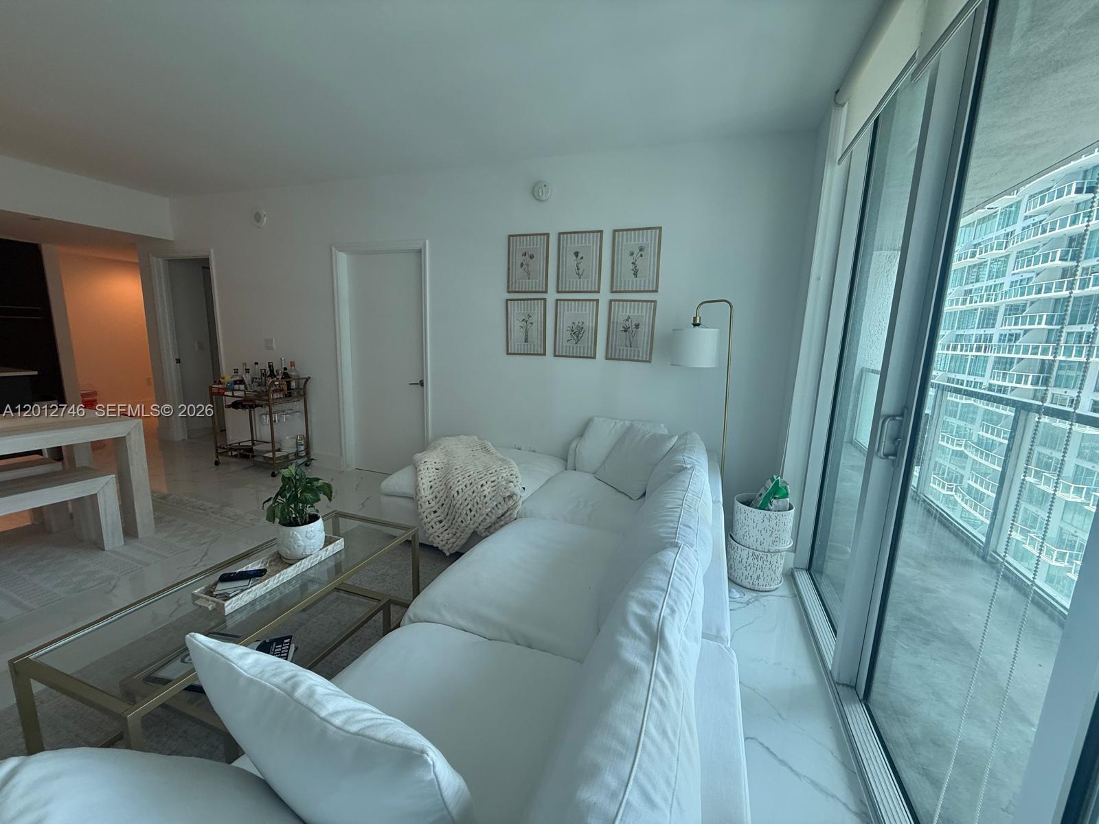 55 SE 6th St #1603, Miami FL 33131