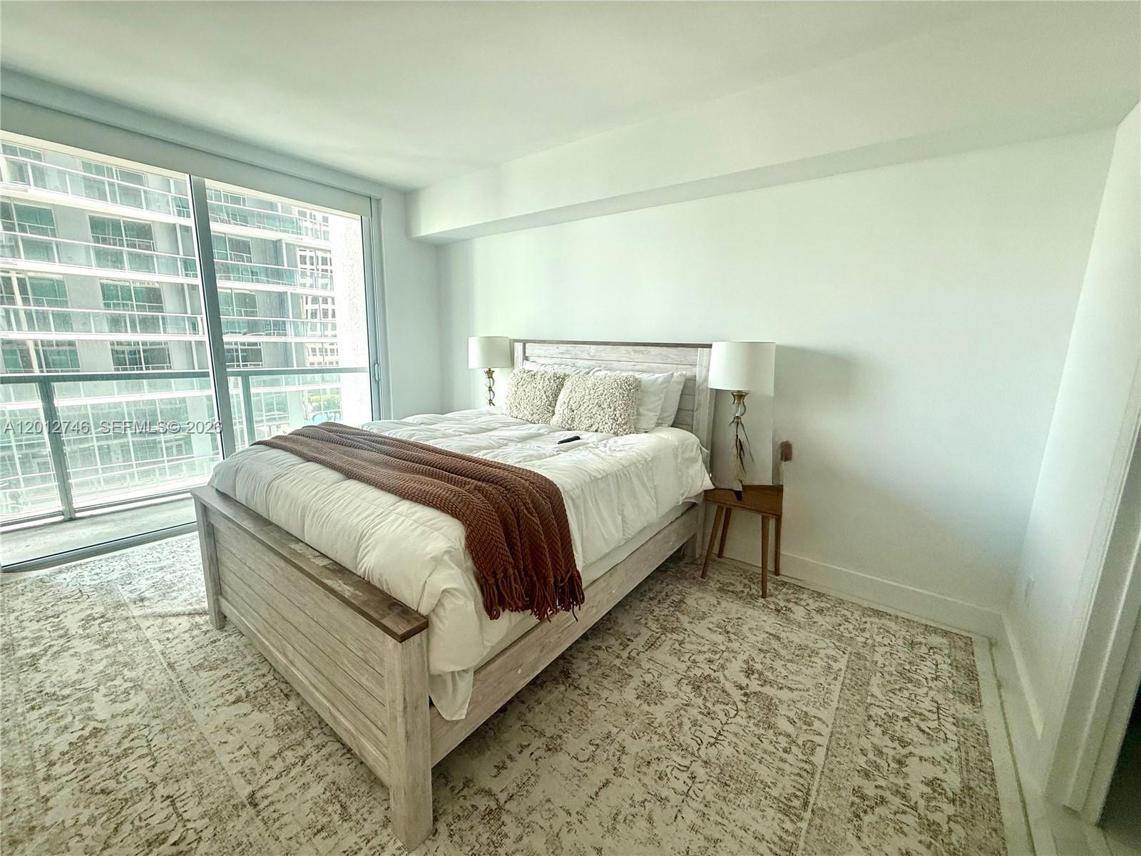 55 SE 6th St #1603, Miami FL 33131