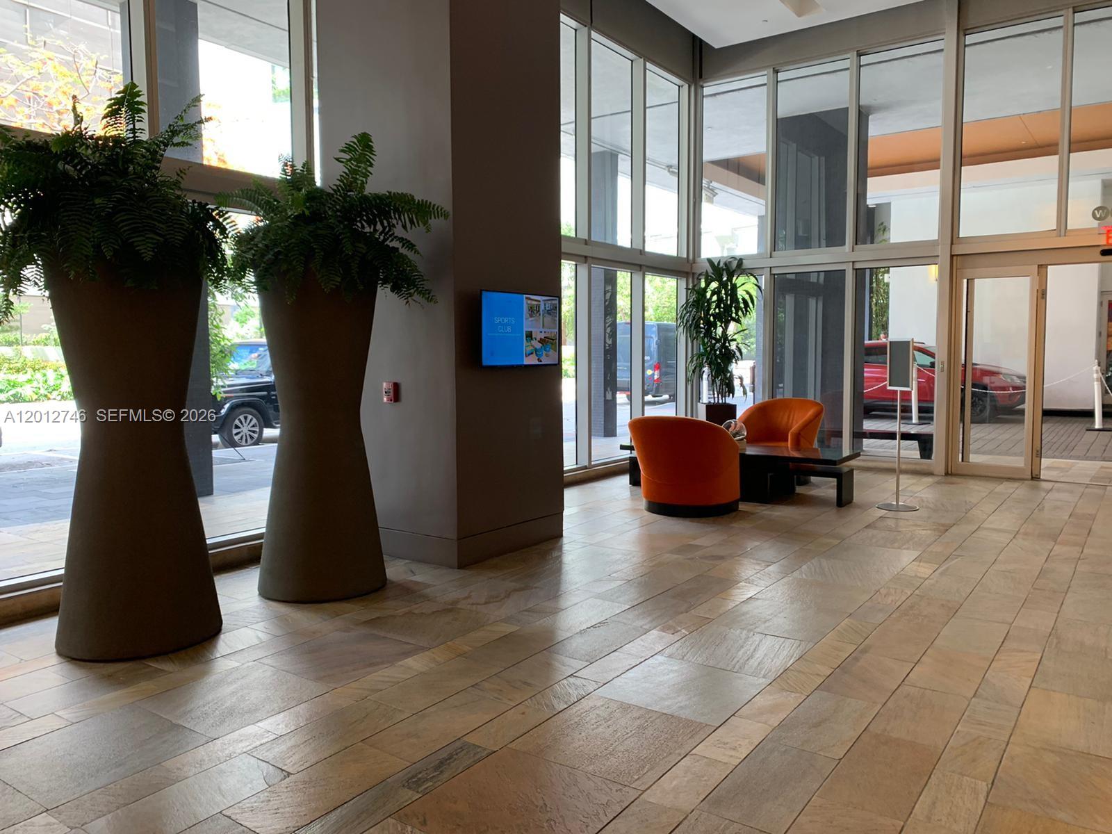 55 SE 6th St #1603, Miami FL 33131
