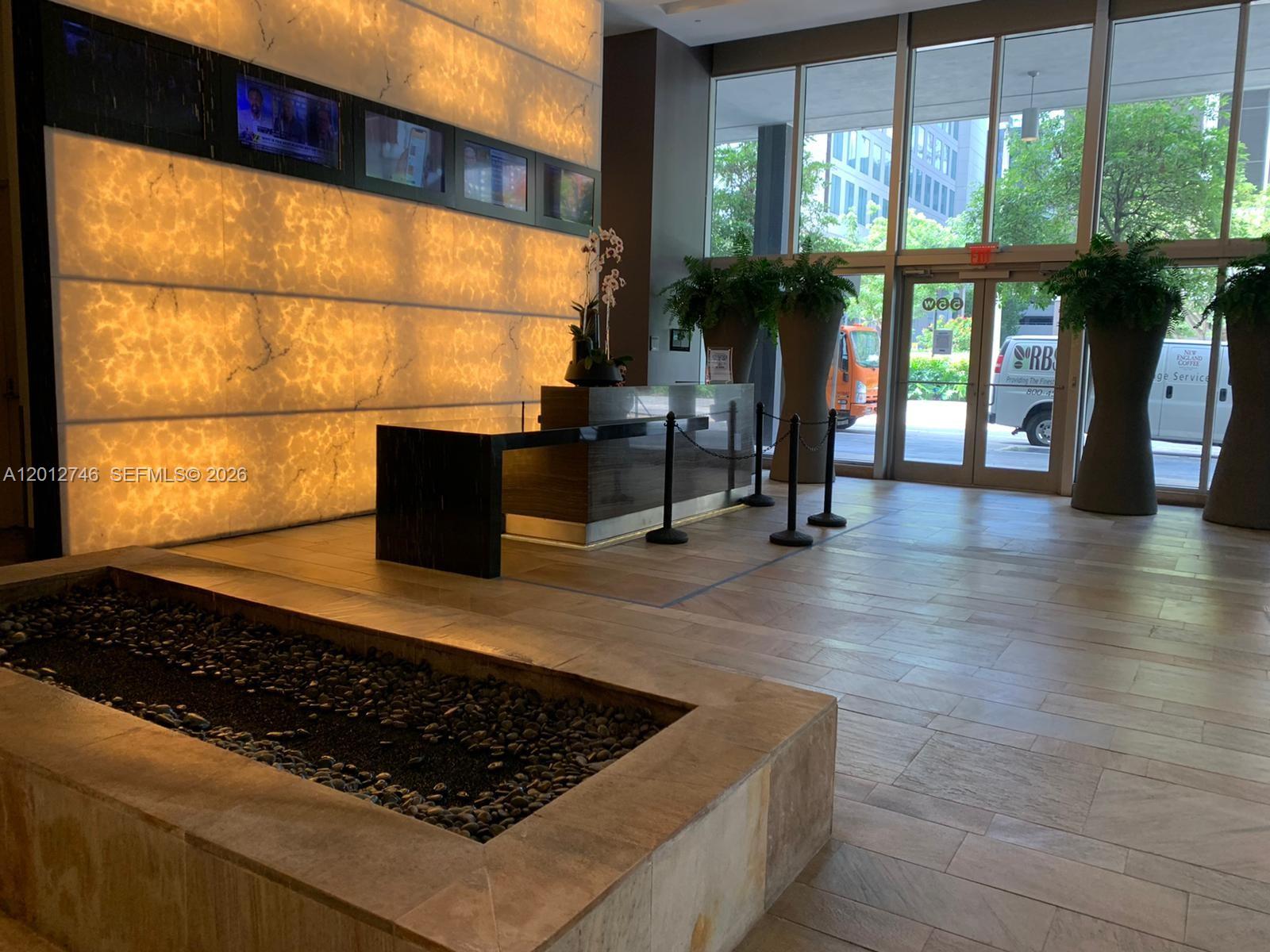 55 SE 6th St #1603, Miami FL 33131