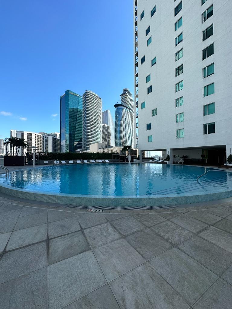 55 SE 6th St #1603, Miami FL 33131
