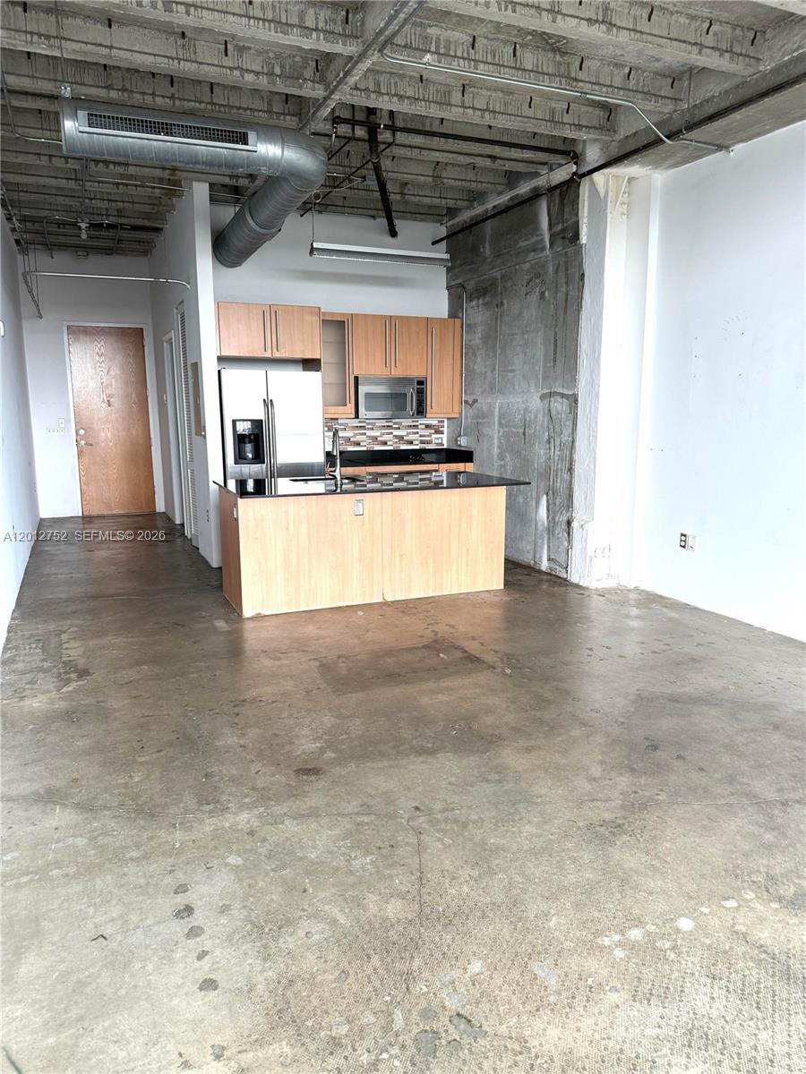 8101 Biscayne Blvd #R-410, Miami FL 33138