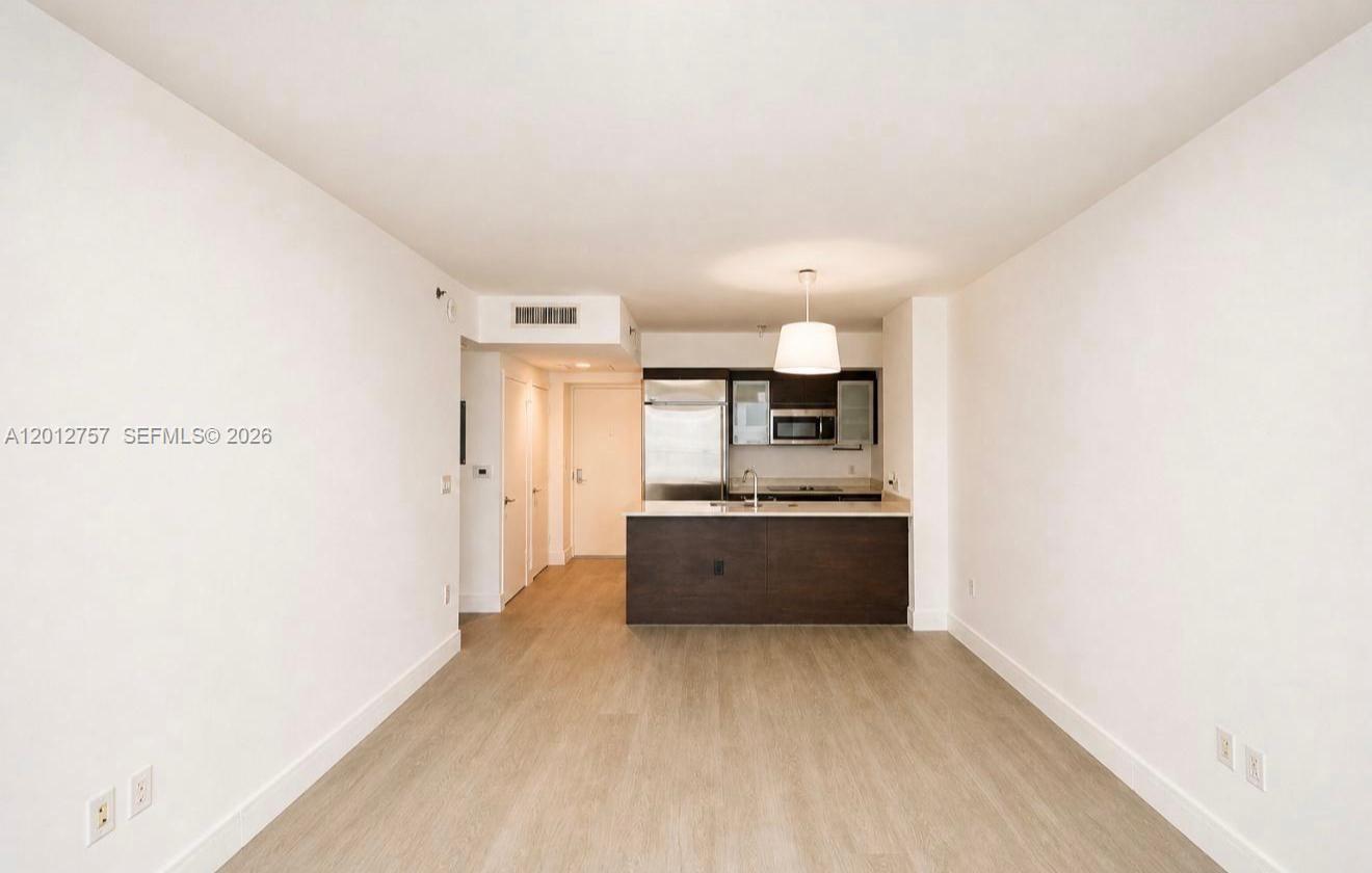 500 Brickell Ave #2904, Miami FL 33131