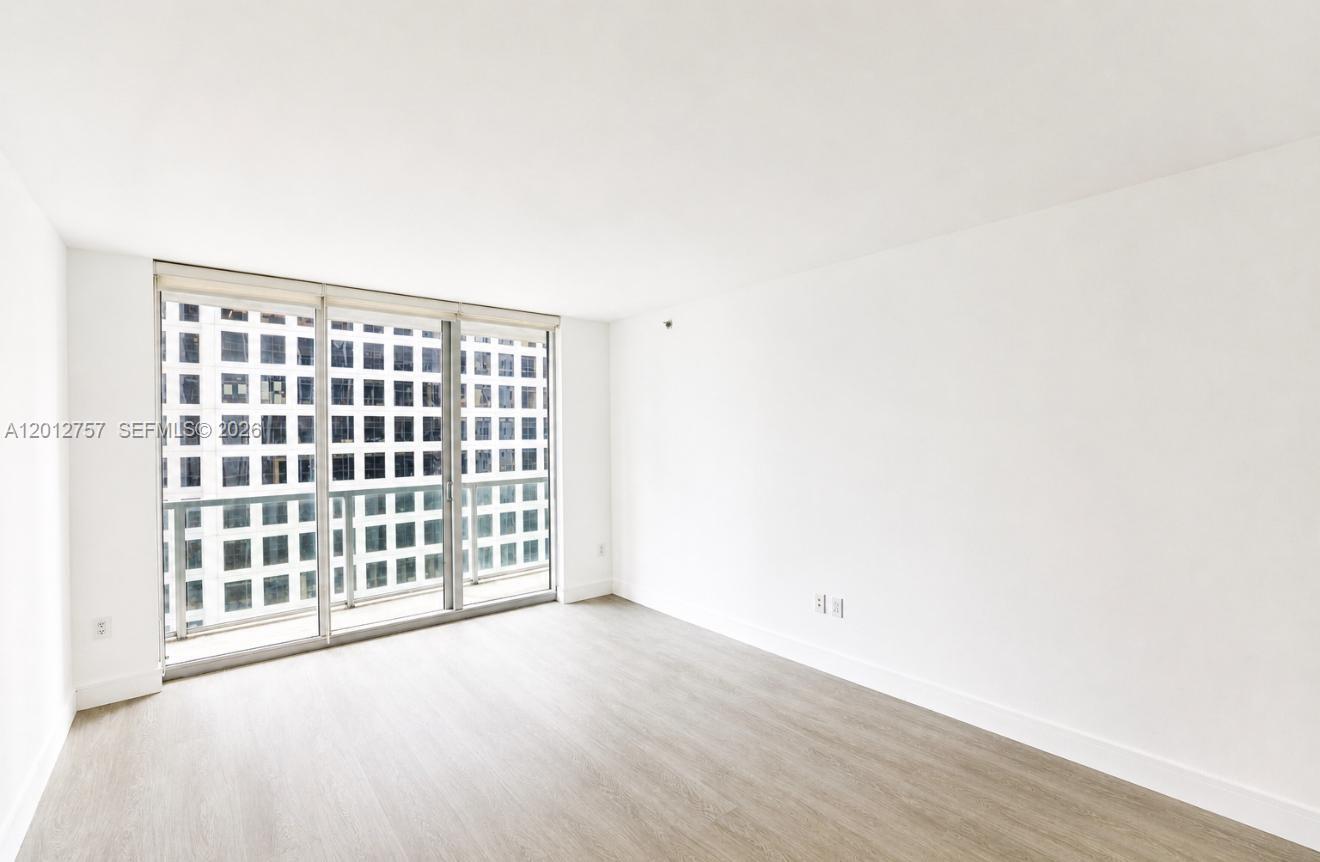 500 Brickell Ave #2904, Miami FL 33131