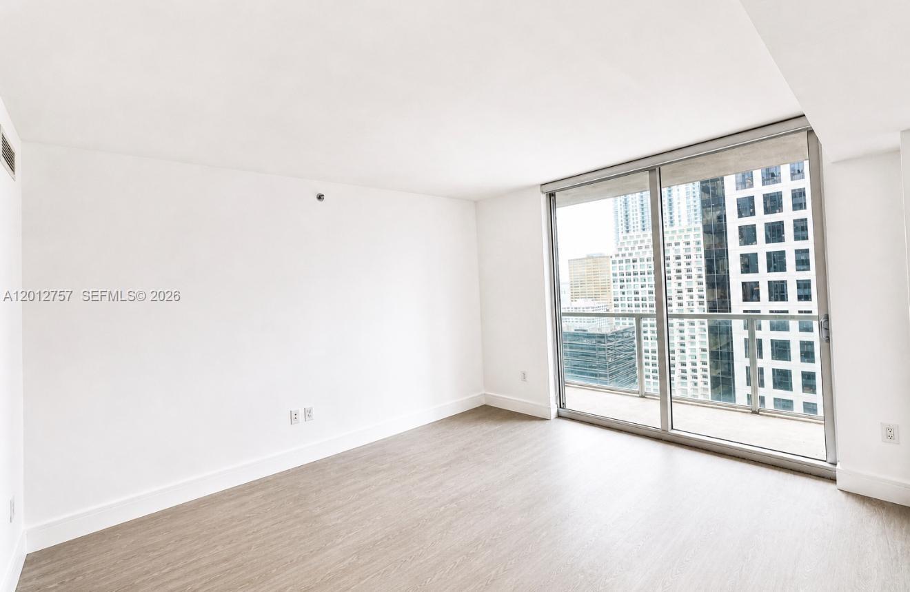 500 Brickell Ave #2904, Miami FL 33131