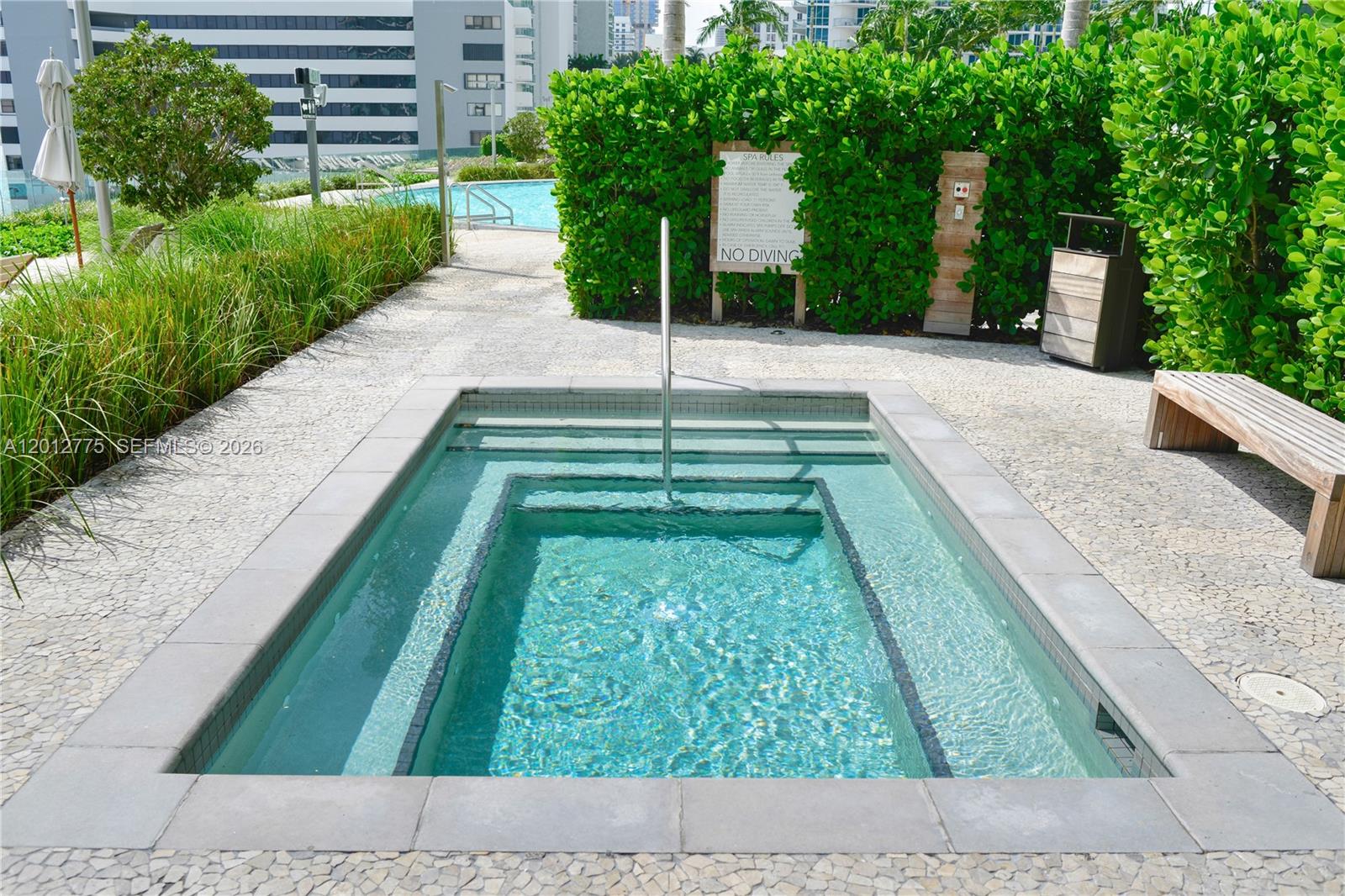 650 NE 32nd St #2804, Miami FL 33137