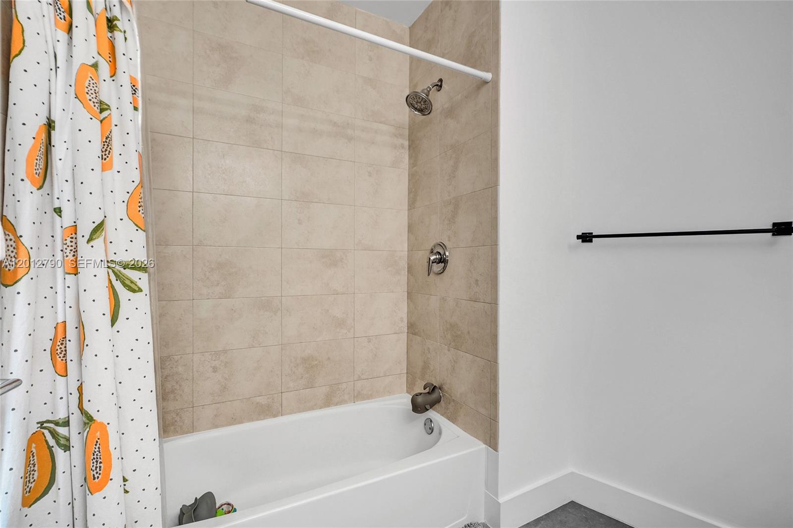 1900 N Bayshore Dr #816, Miami FL 33132