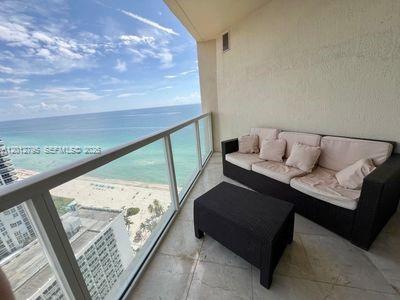 16699 Collins Ave #2705, Sunny Isles Beach FL 33160