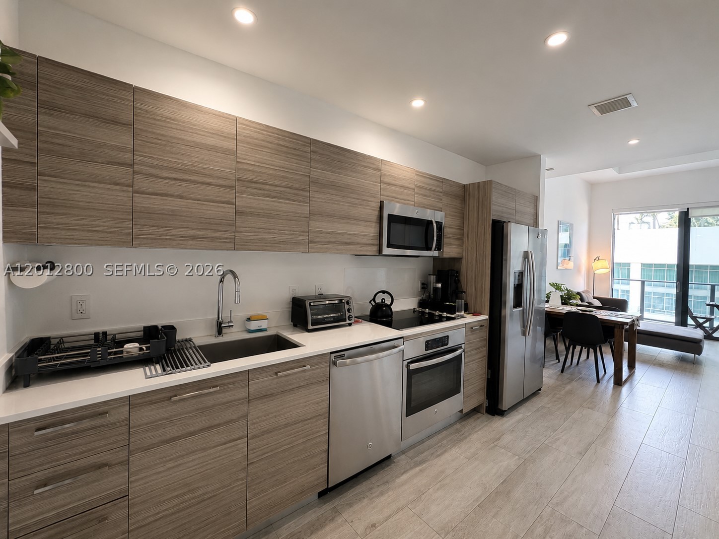 121 NE 34th St #L601, Miami FL 33137