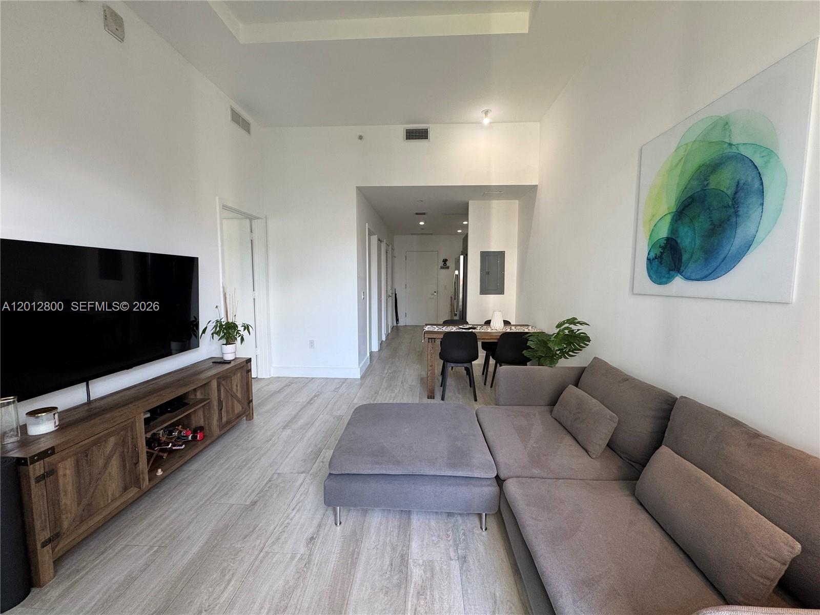 121 NE 34th St #L601, Miami FL 33137