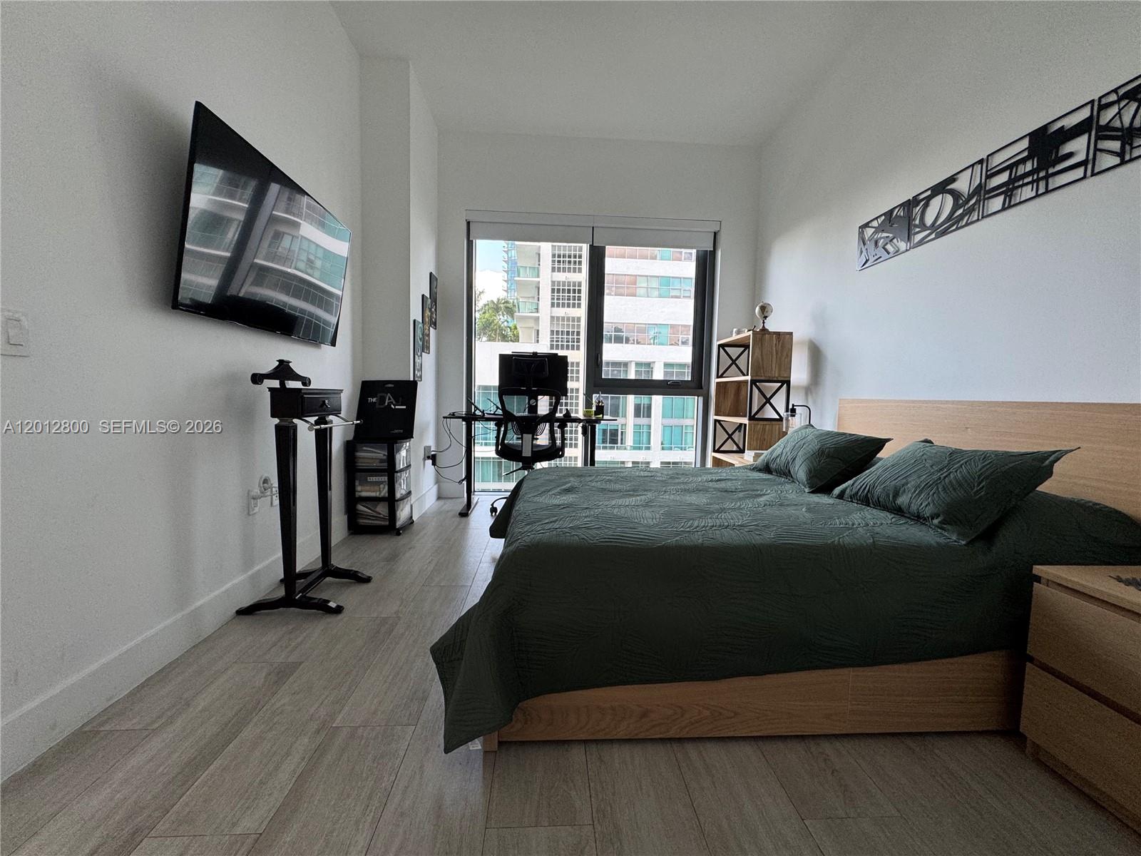 121 NE 34th St #L601, Miami FL 33137