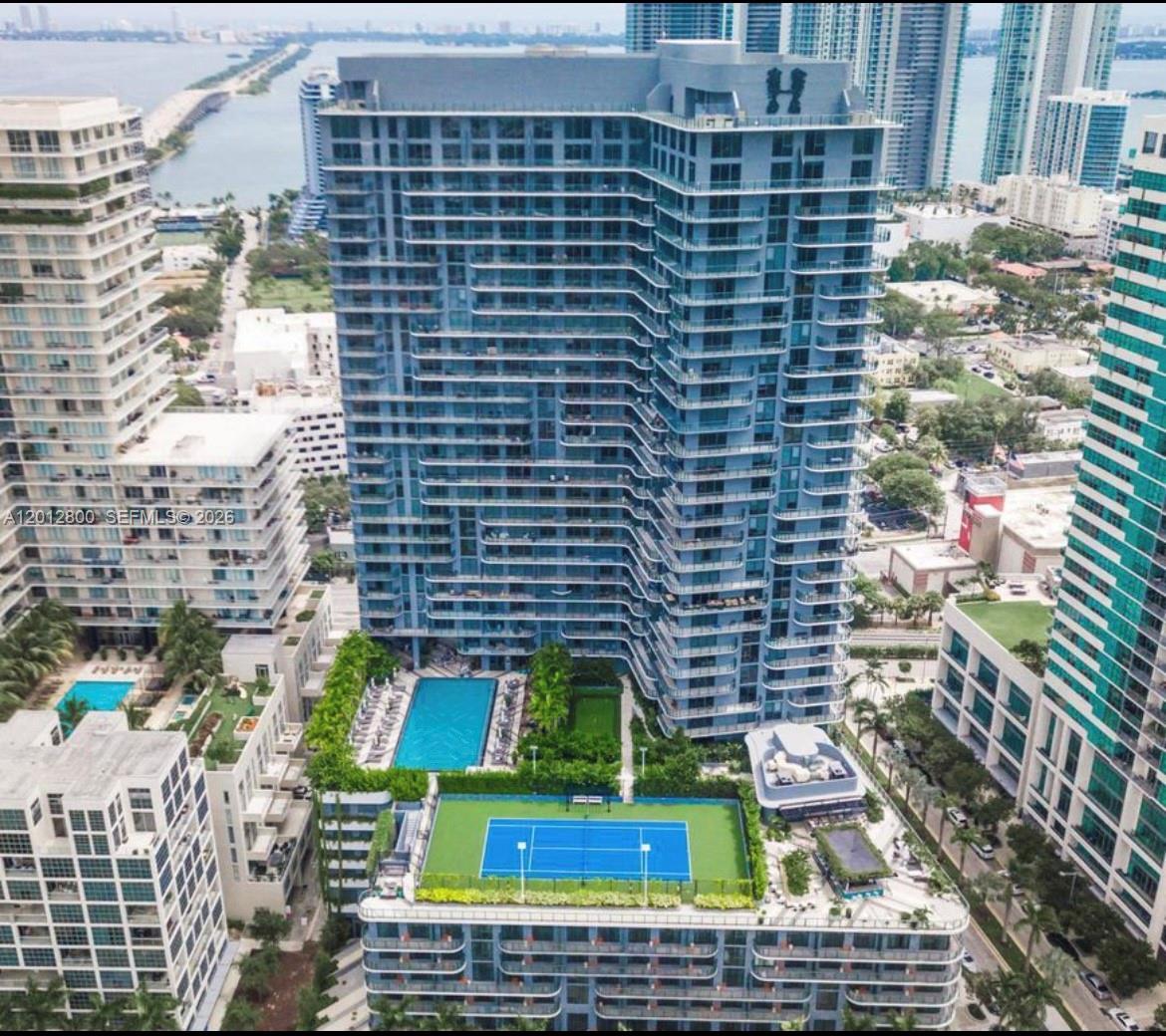 121 NE 34th St #L601, Miami FL 33137