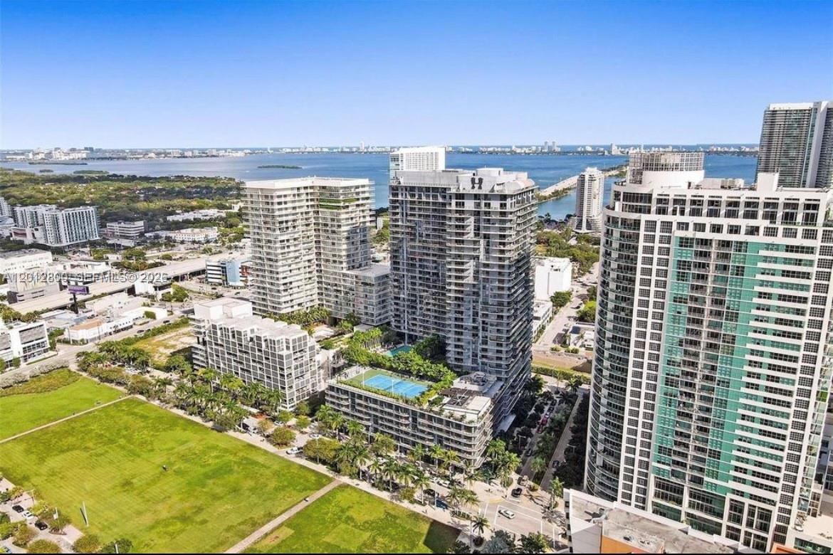 121 NE 34th St #L601, Miami FL 33137