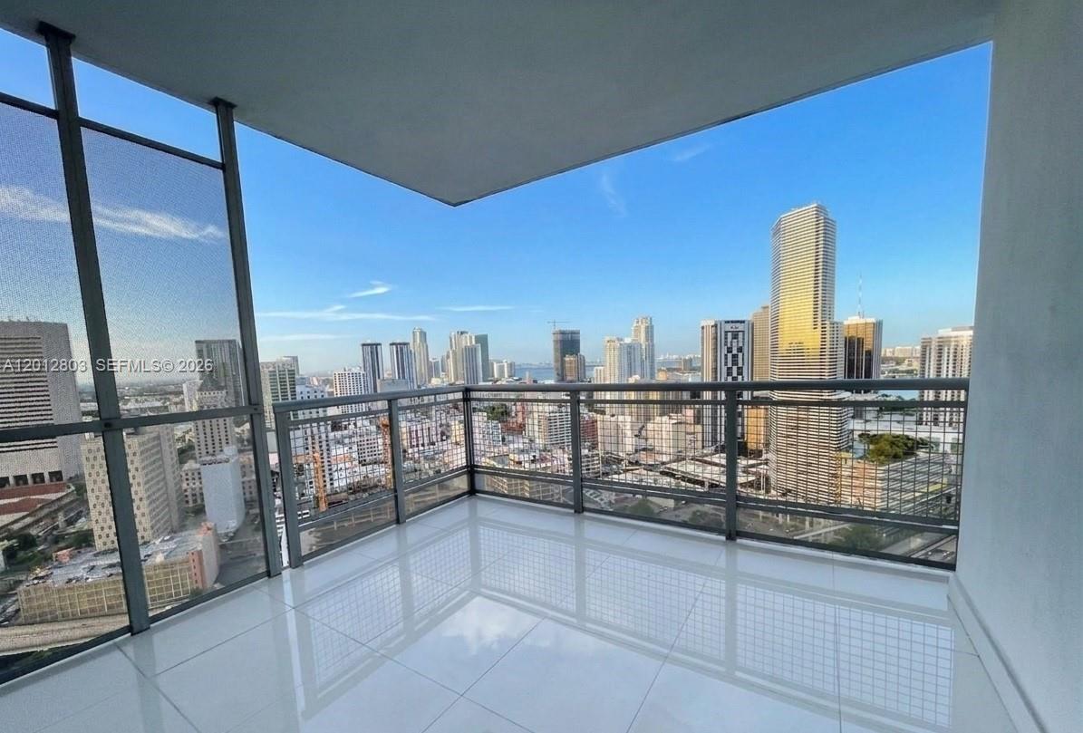 350 S Miami Ave #3509, Miami FL 33130