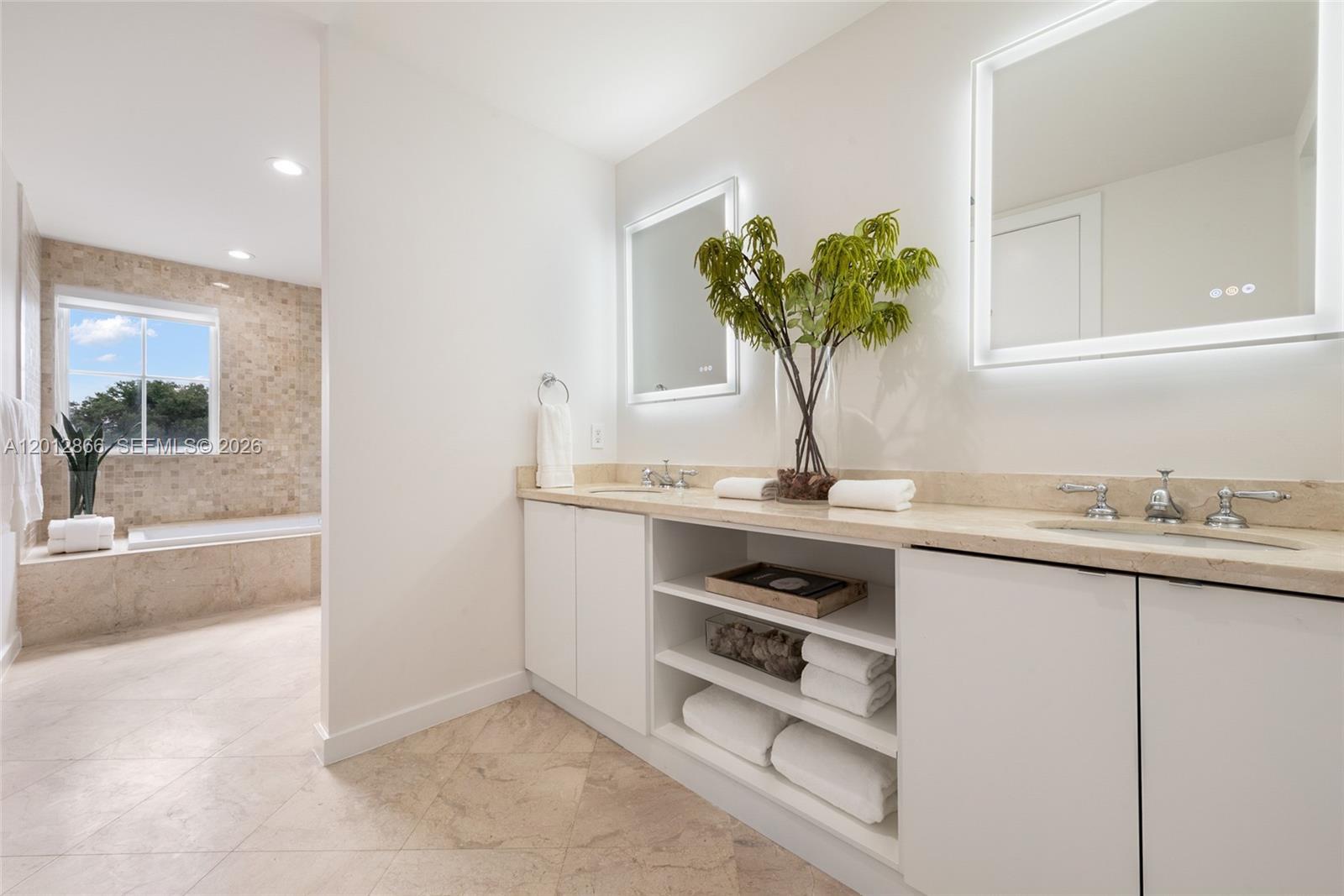 345 Madeira Ave #345, Coral Gables FL 33134