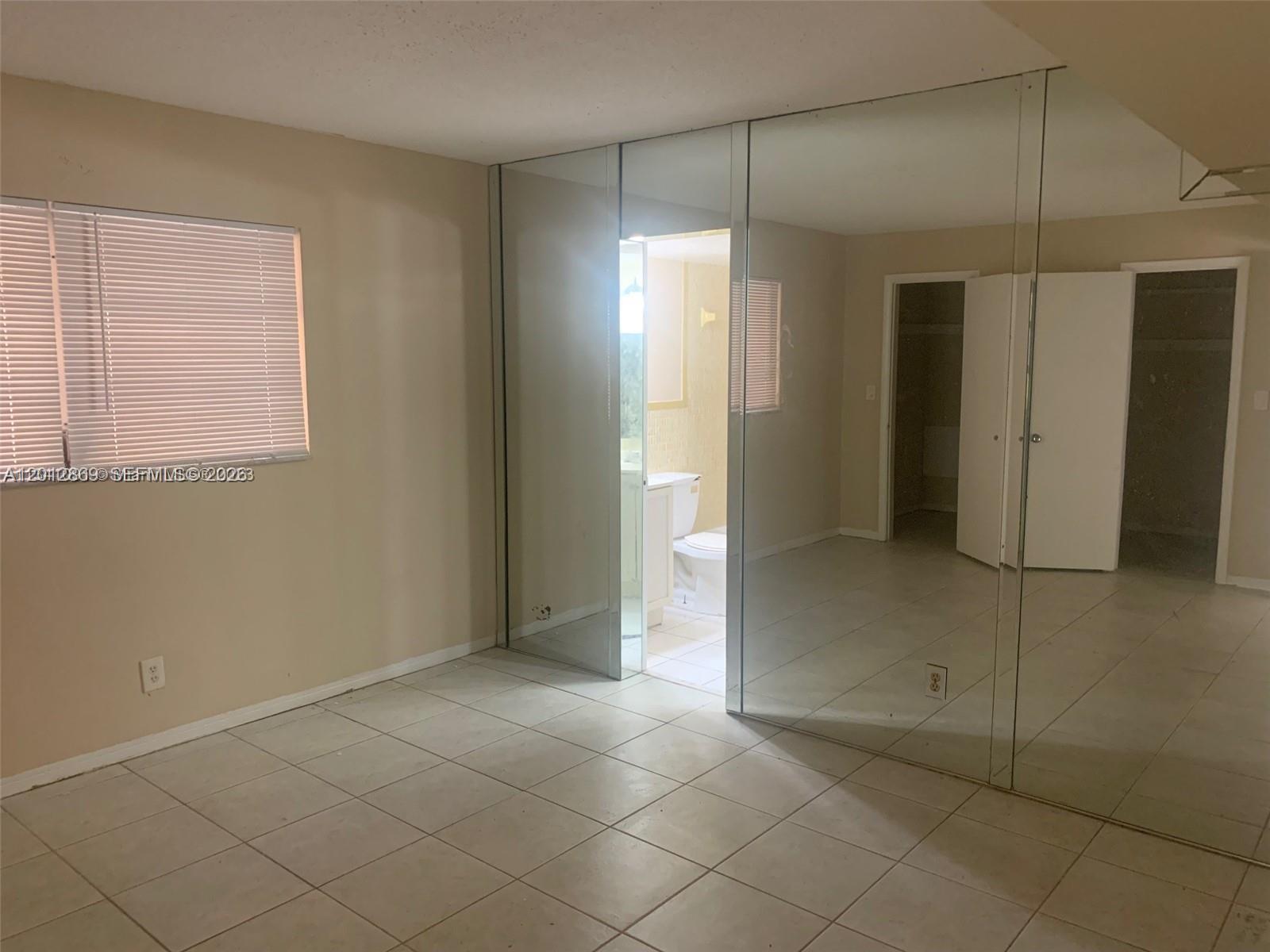 1702 Mckinley St #4, Hollywood FL 33020