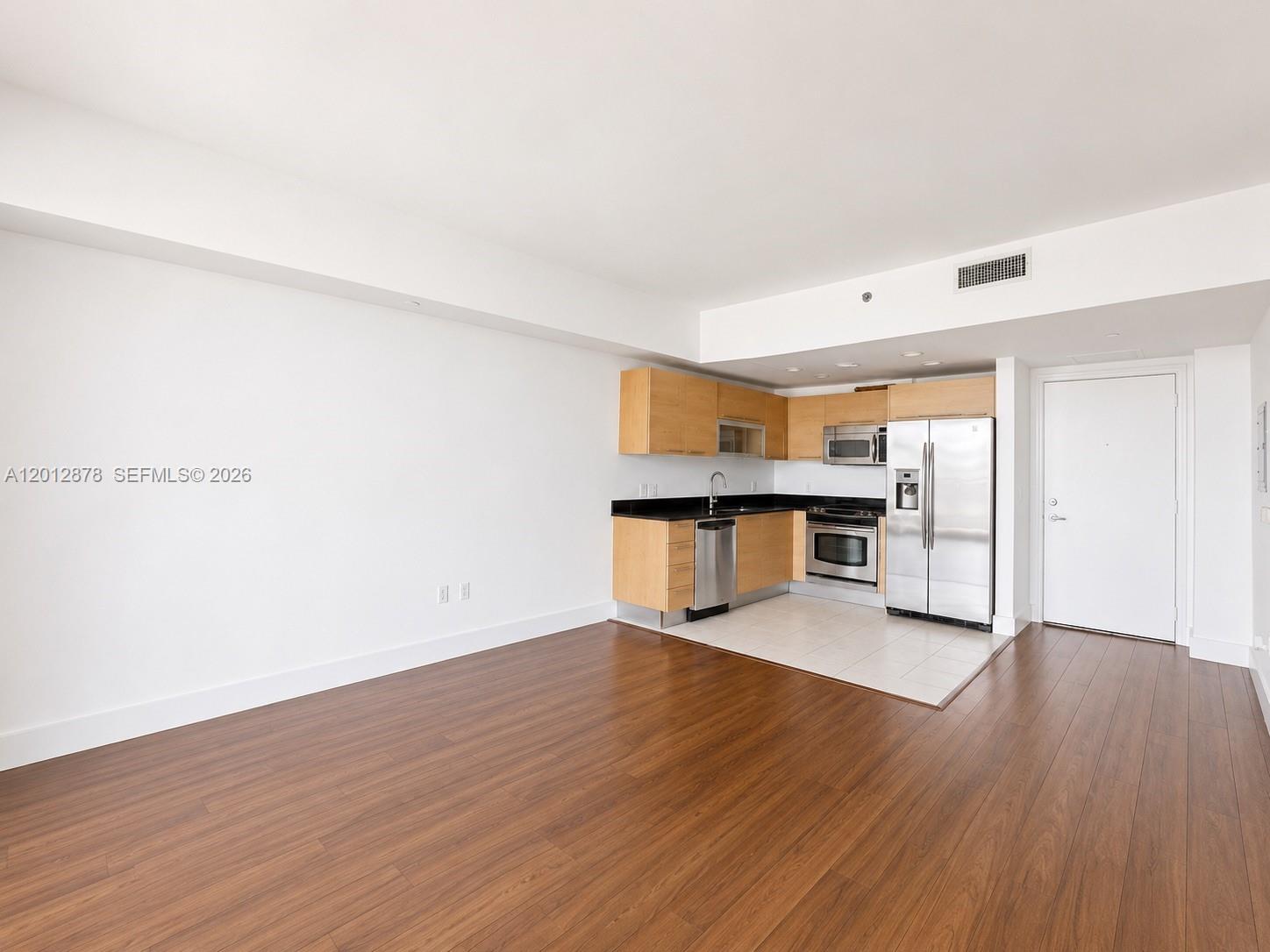 951 Brickell Ave #2208, Miami FL 33131