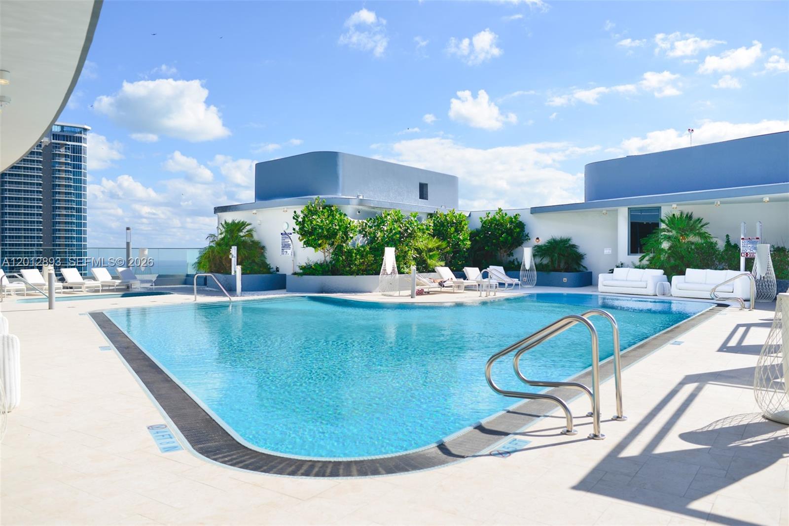 1000 Brickell Plz #3014, Miami FL 33131