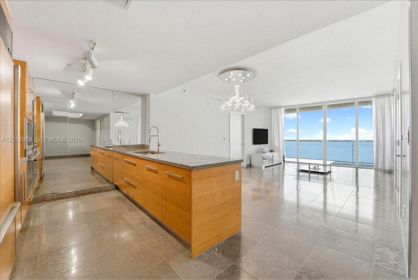 465 Brickell Ave #4805, Miami FL 33131