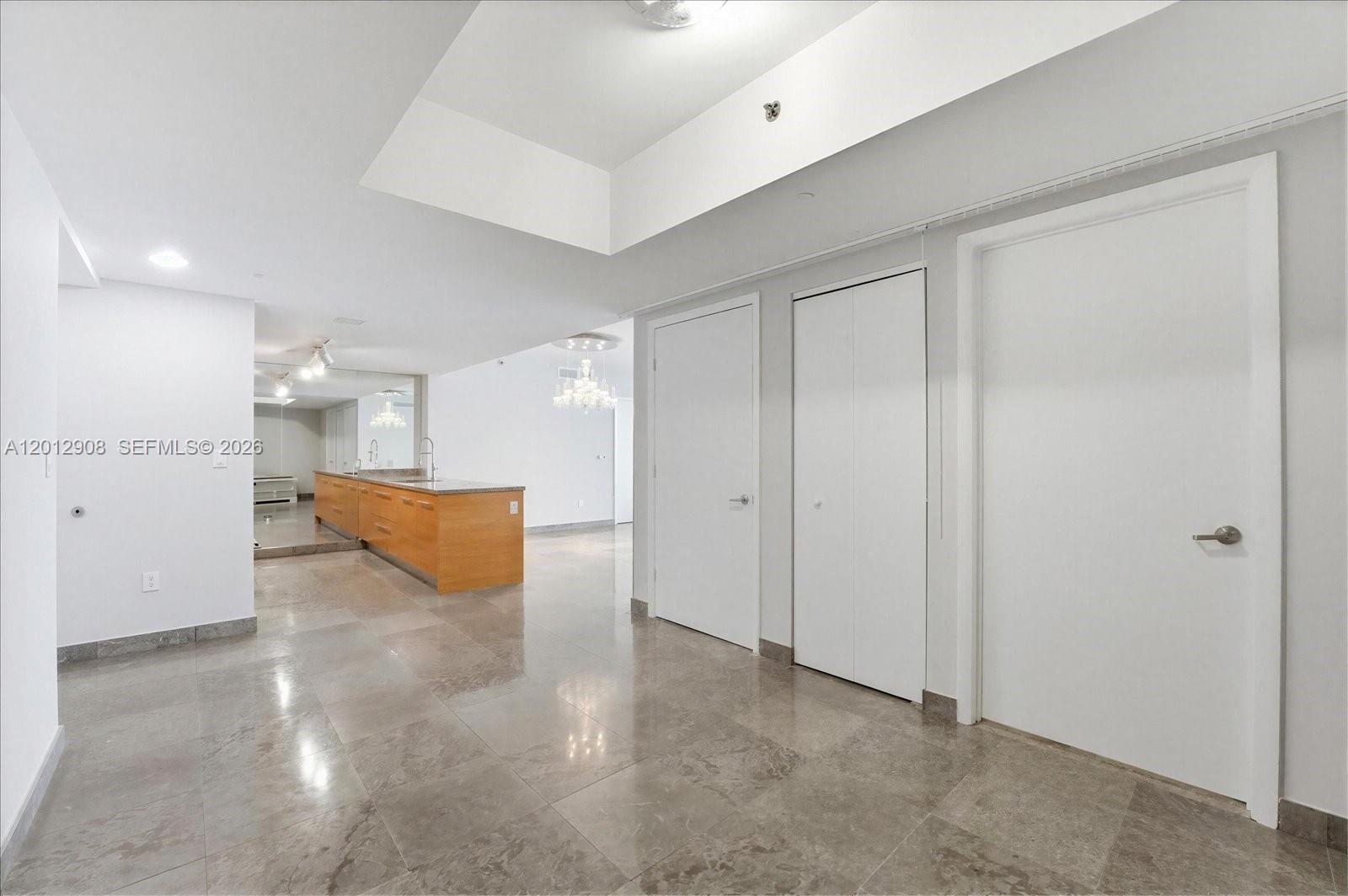 465 Brickell Ave #4805, Miami FL 33131