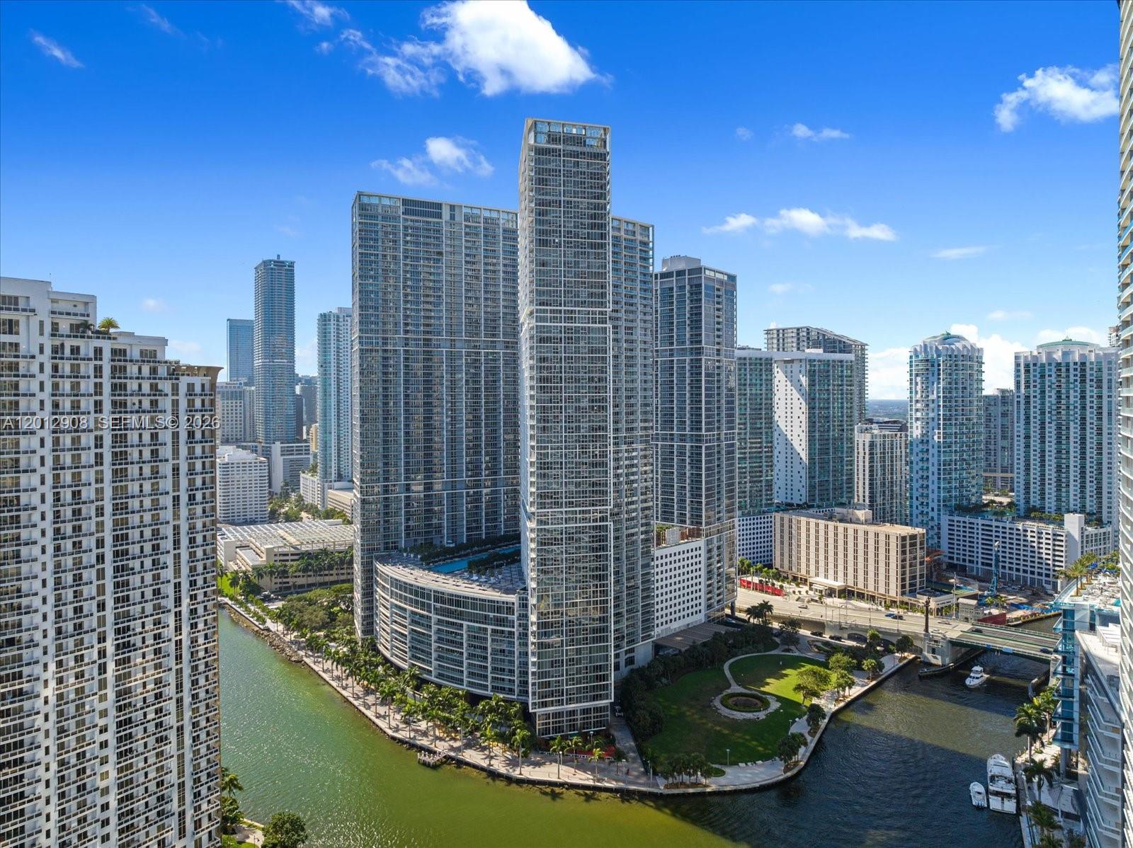 465 Brickell Ave #4805, Miami FL 33131