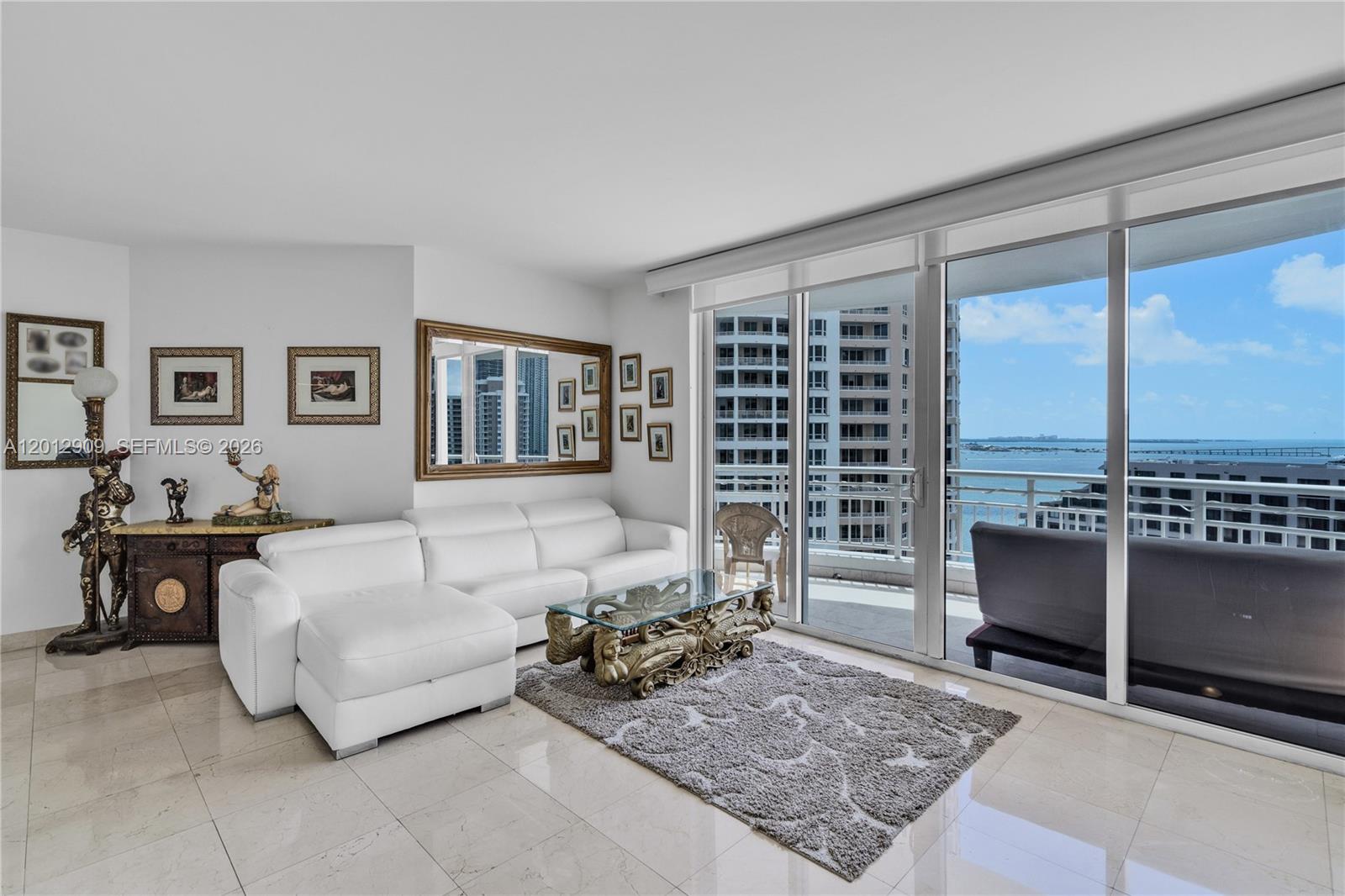 848 Brickell Key Dr #1903, Miami FL 33131
