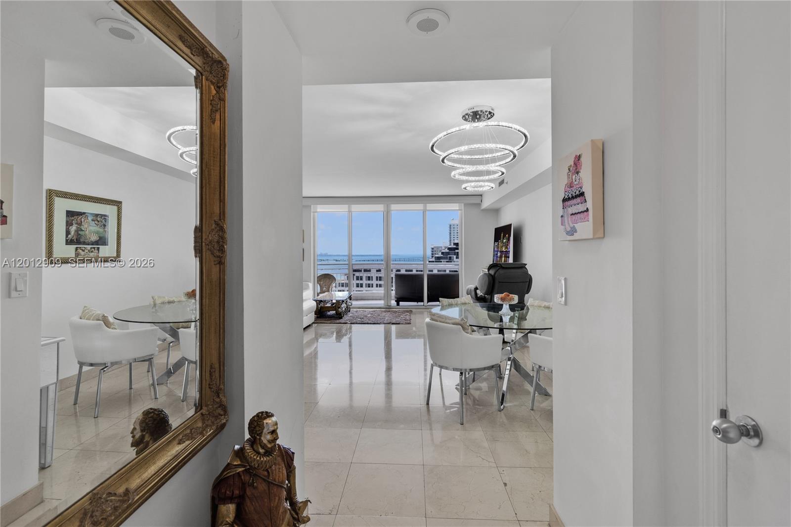 848 Brickell Key Dr #1903, Miami FL 33131