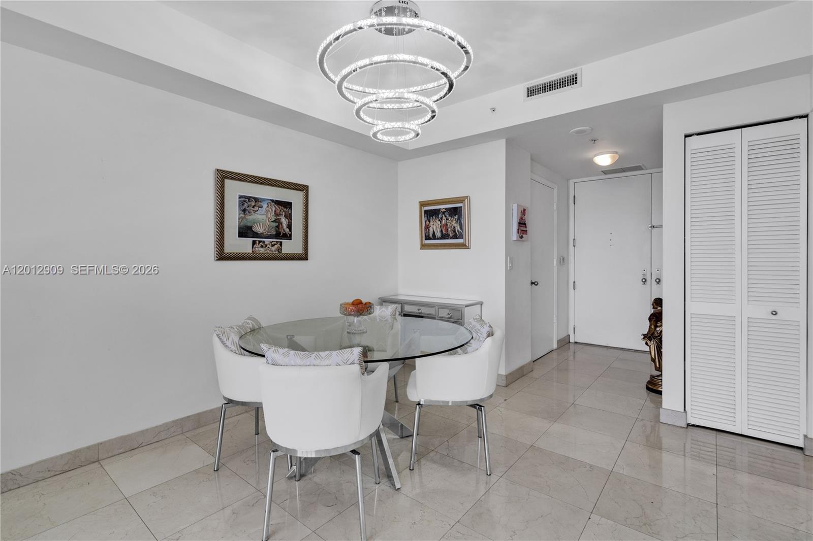 848 Brickell Key Dr #1903, Miami FL 33131