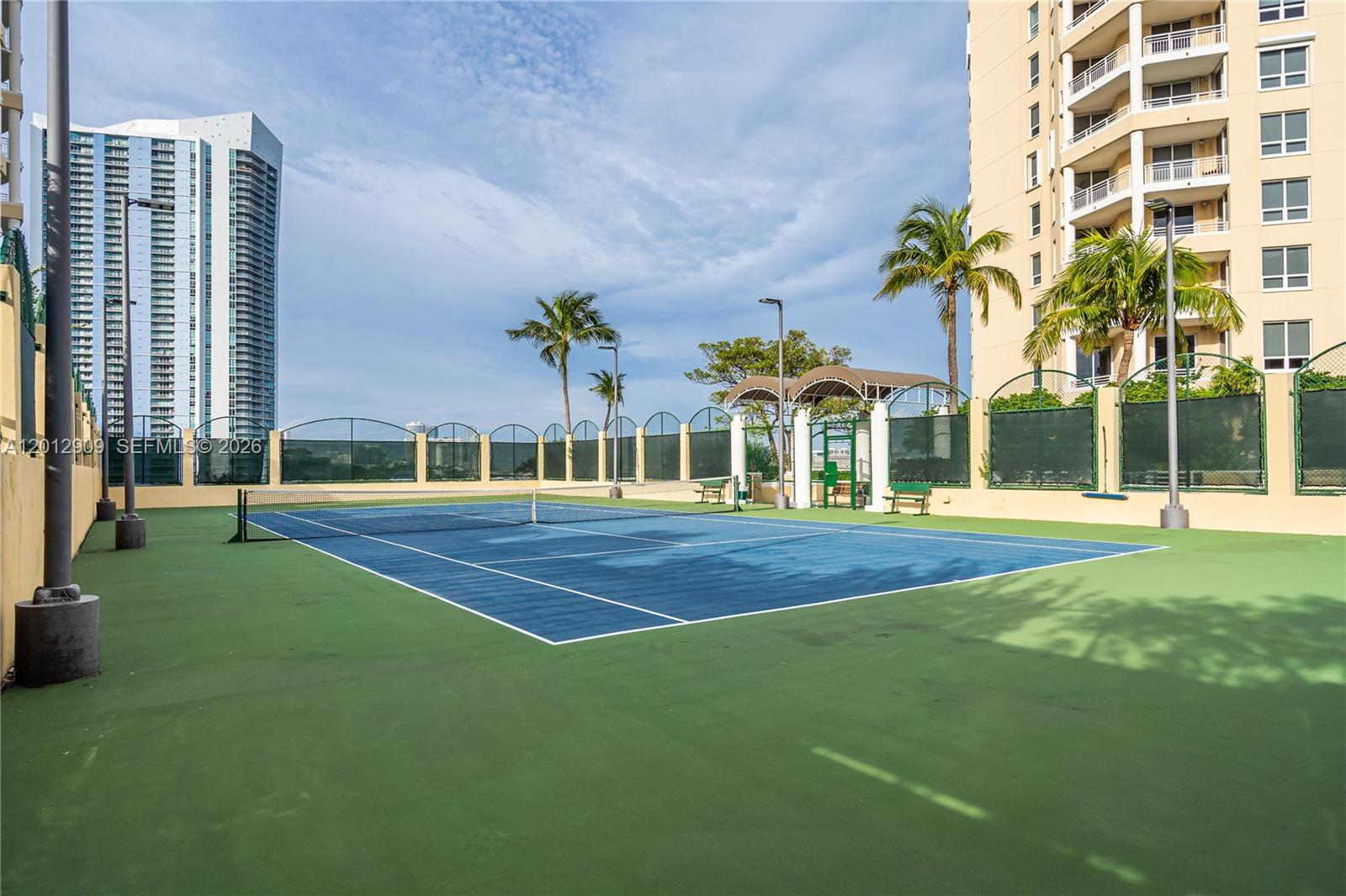 848 Brickell Key Dr #1903, Miami FL 33131