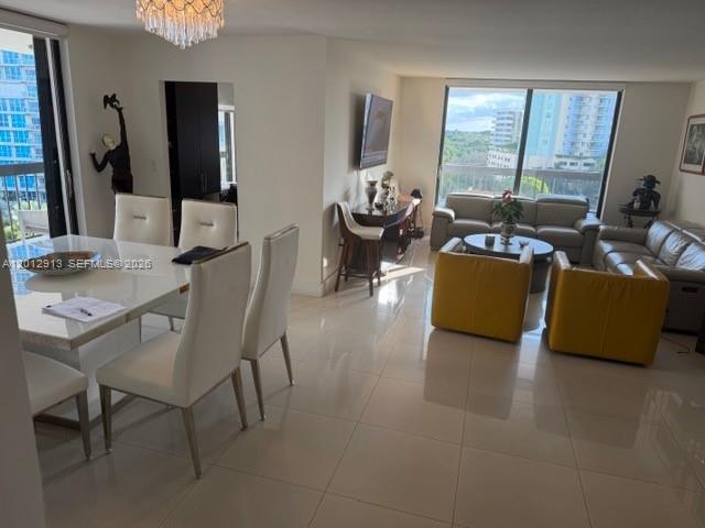 2333 Brickell Ave #812, Miami FL 33129