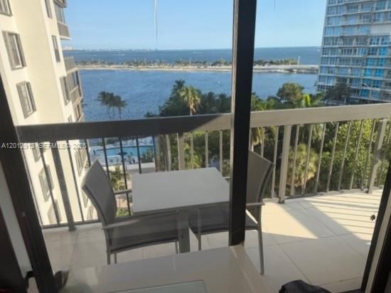 2333 Brickell Ave #812, Miami FL 33129