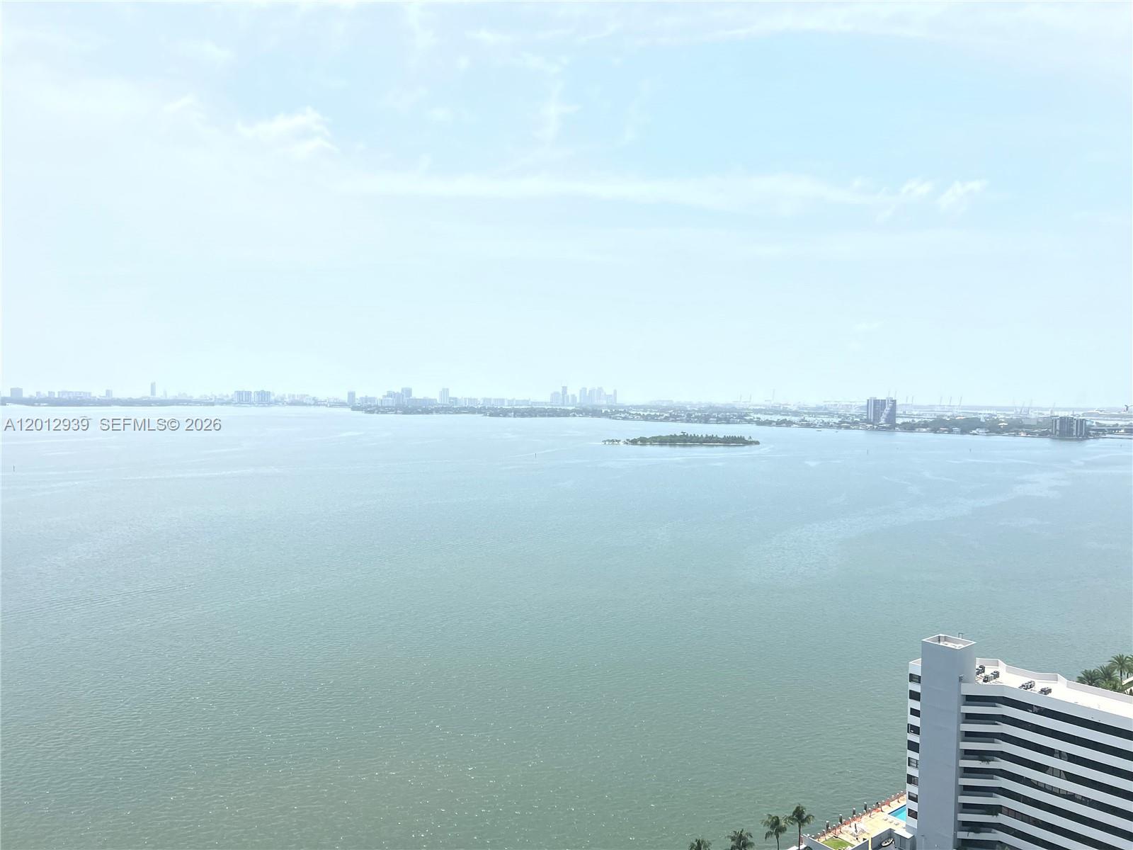 650 NE 32nd St #2406, Miami FL 33137