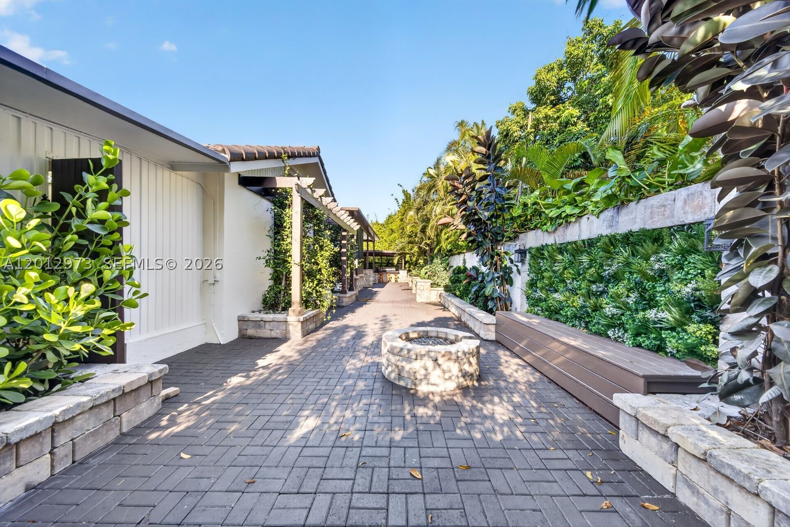 10570 SW 56th Ter, Miami FL 33173