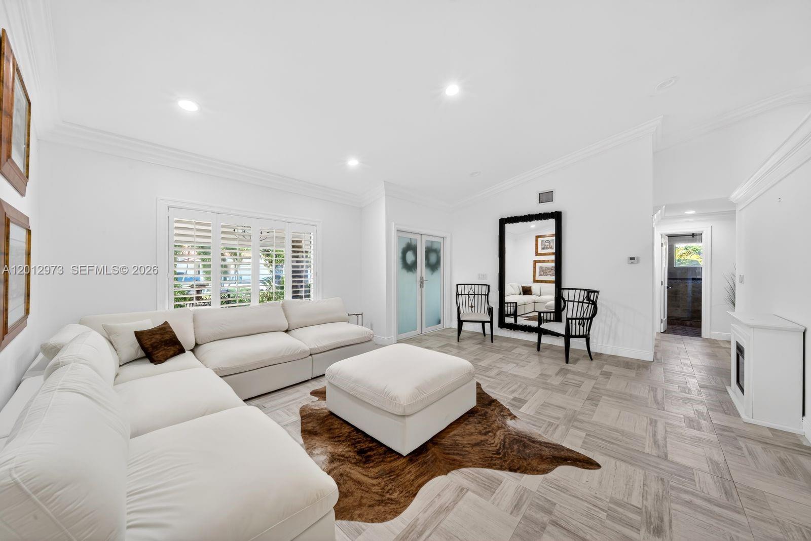 10570 SW 56th Ter, Miami FL 33173