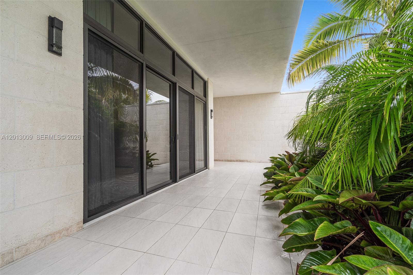 16529 N Botaniko Dr #N, Weston FL 33326