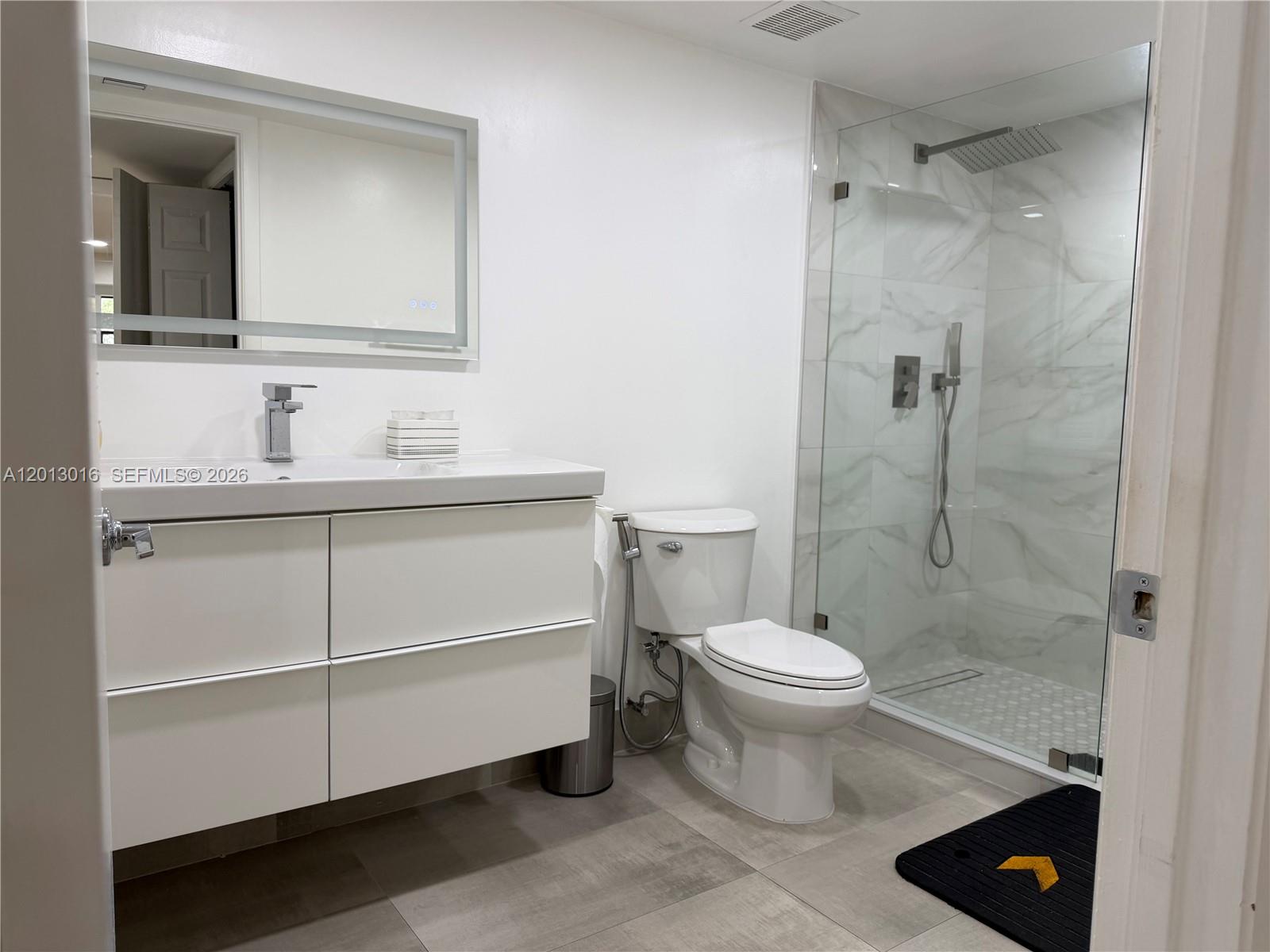 491 Racquet Club Rd #312, Weston FL 33326