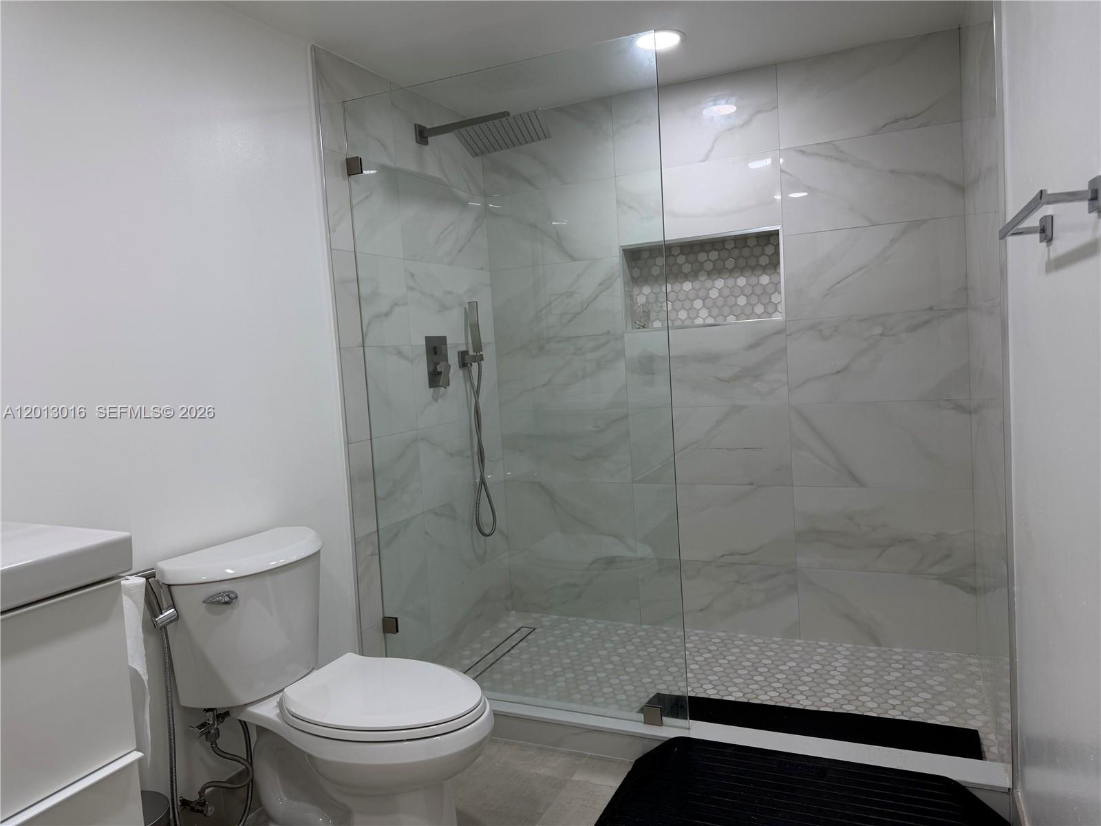 491 Racquet Club Rd #312, Weston FL 33326