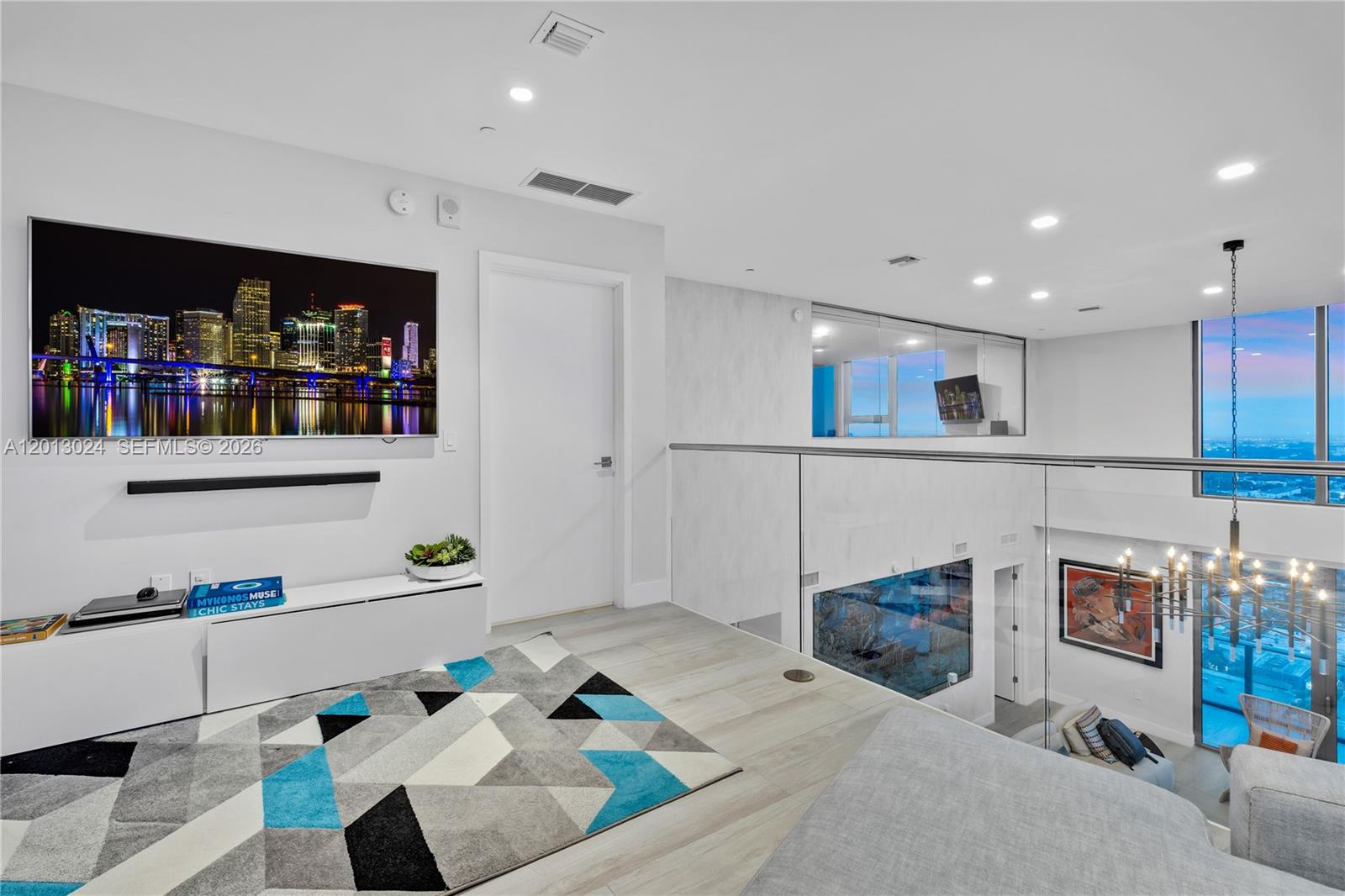 121 NE 34th St #PH3217, Miami FL 33137