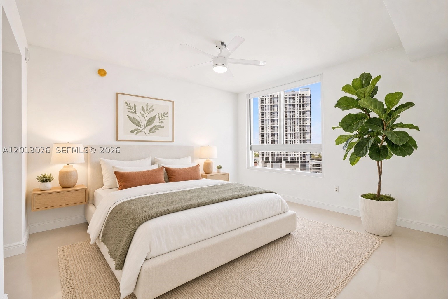 90 SW 3rd St #1608, Miami FL 33130