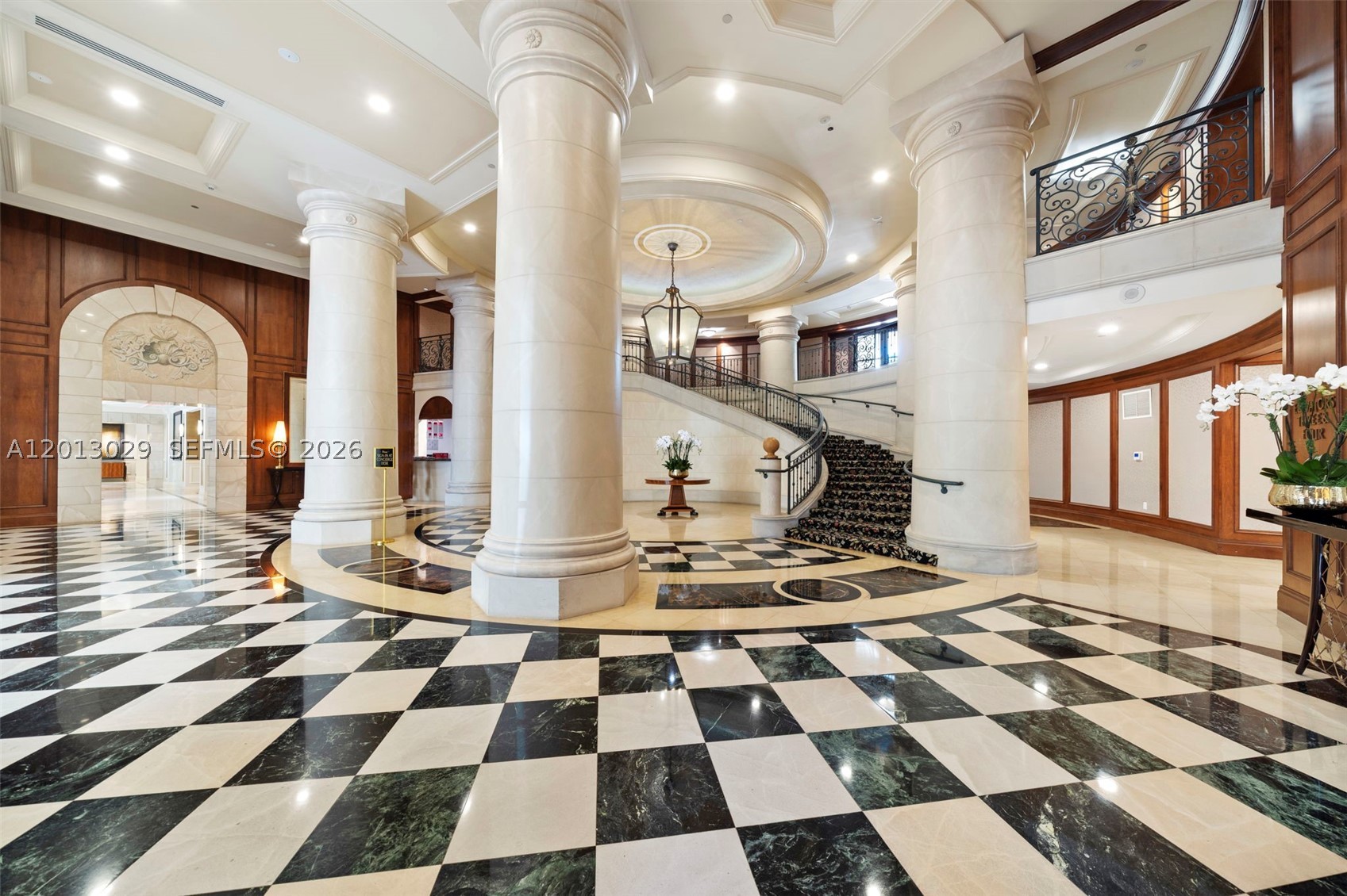 791 Crandon Blvd #404, Key Biscayne FL 33149