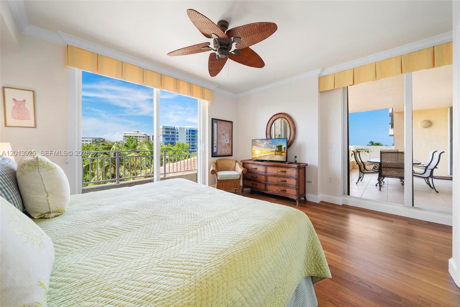791 Crandon Blvd #404, Key Biscayne FL 33149