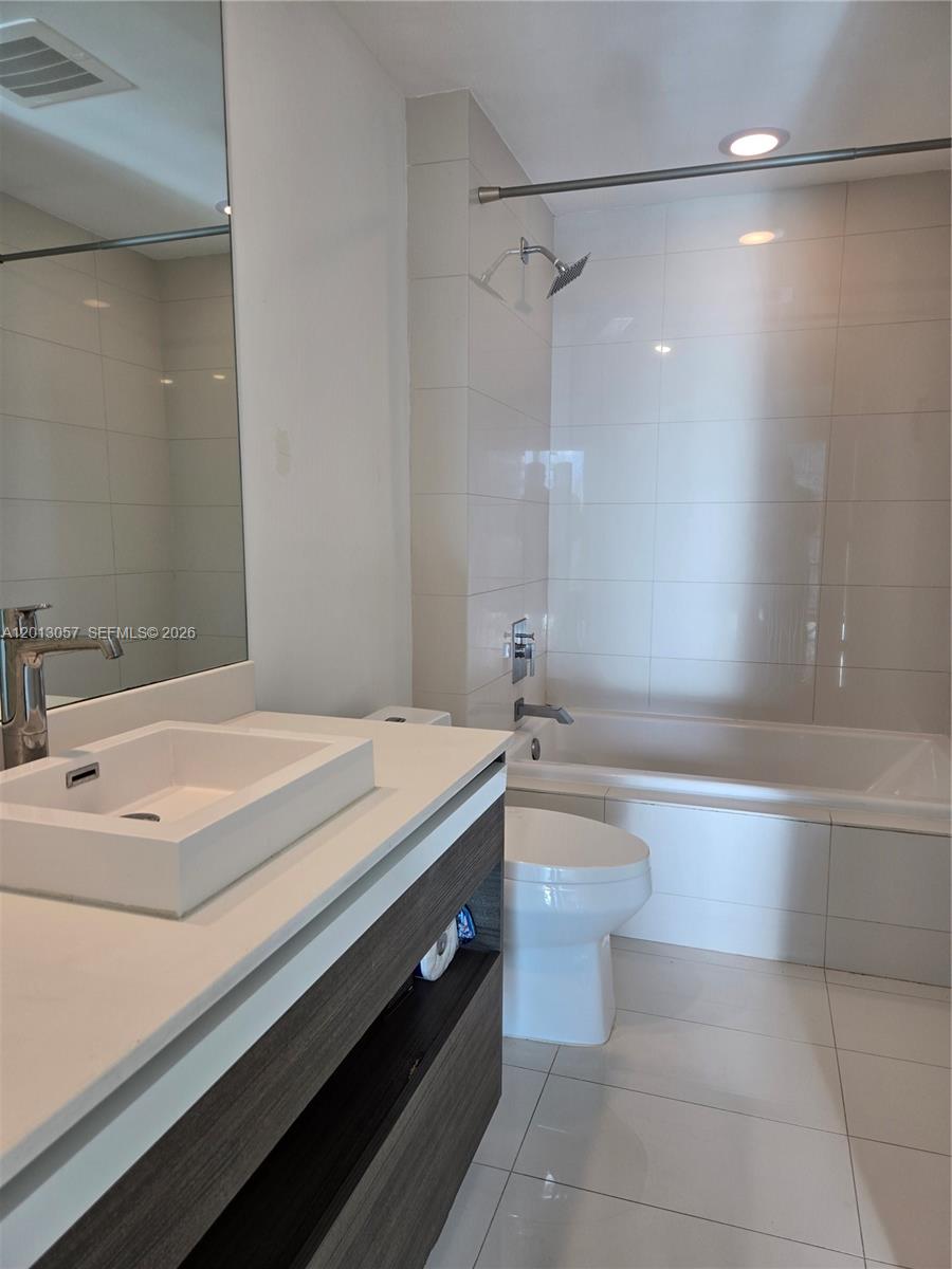 1100 S Miami Ave #1505, Miami FL 33130