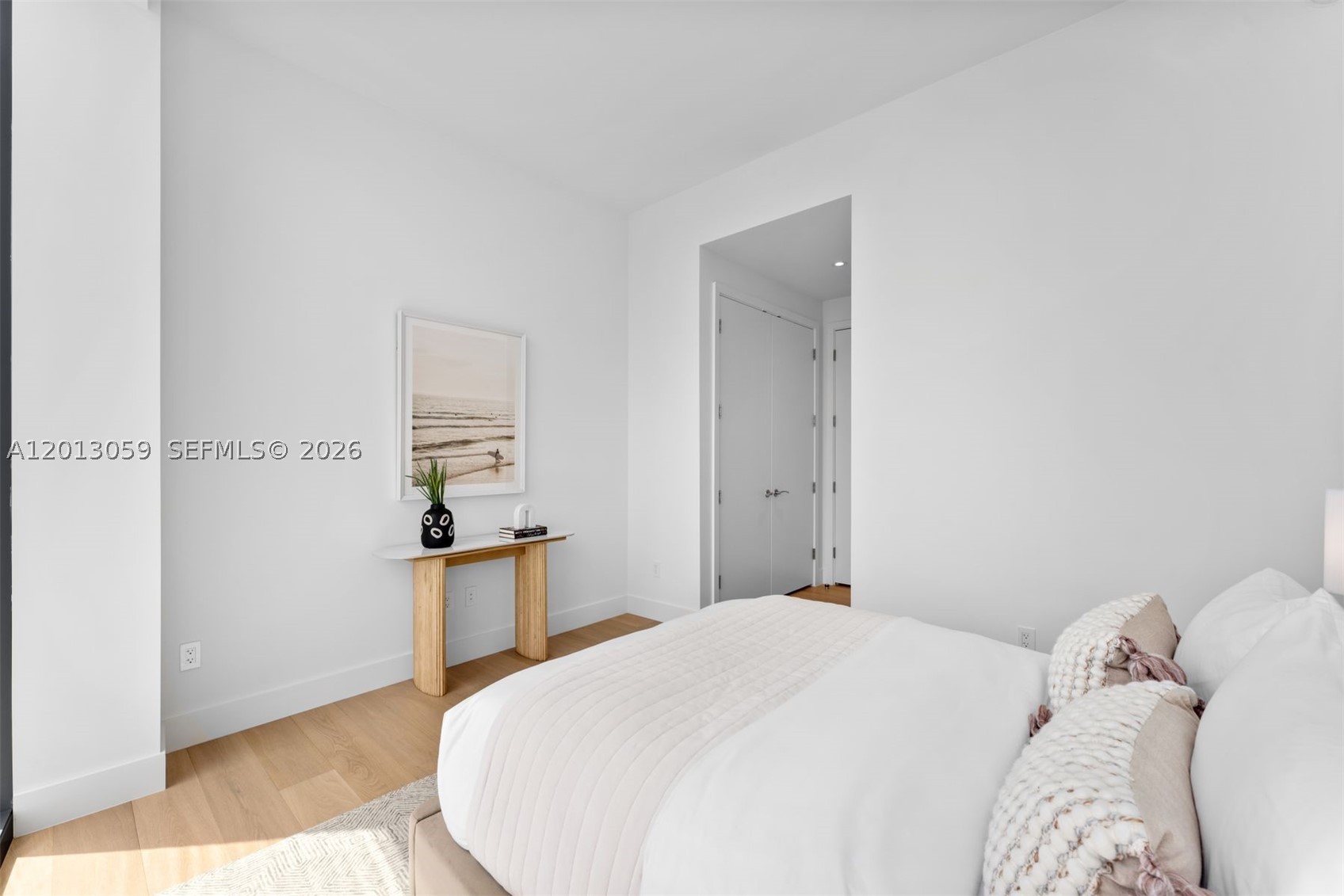 175 SE 25 RD #3601, Miami FL 33129